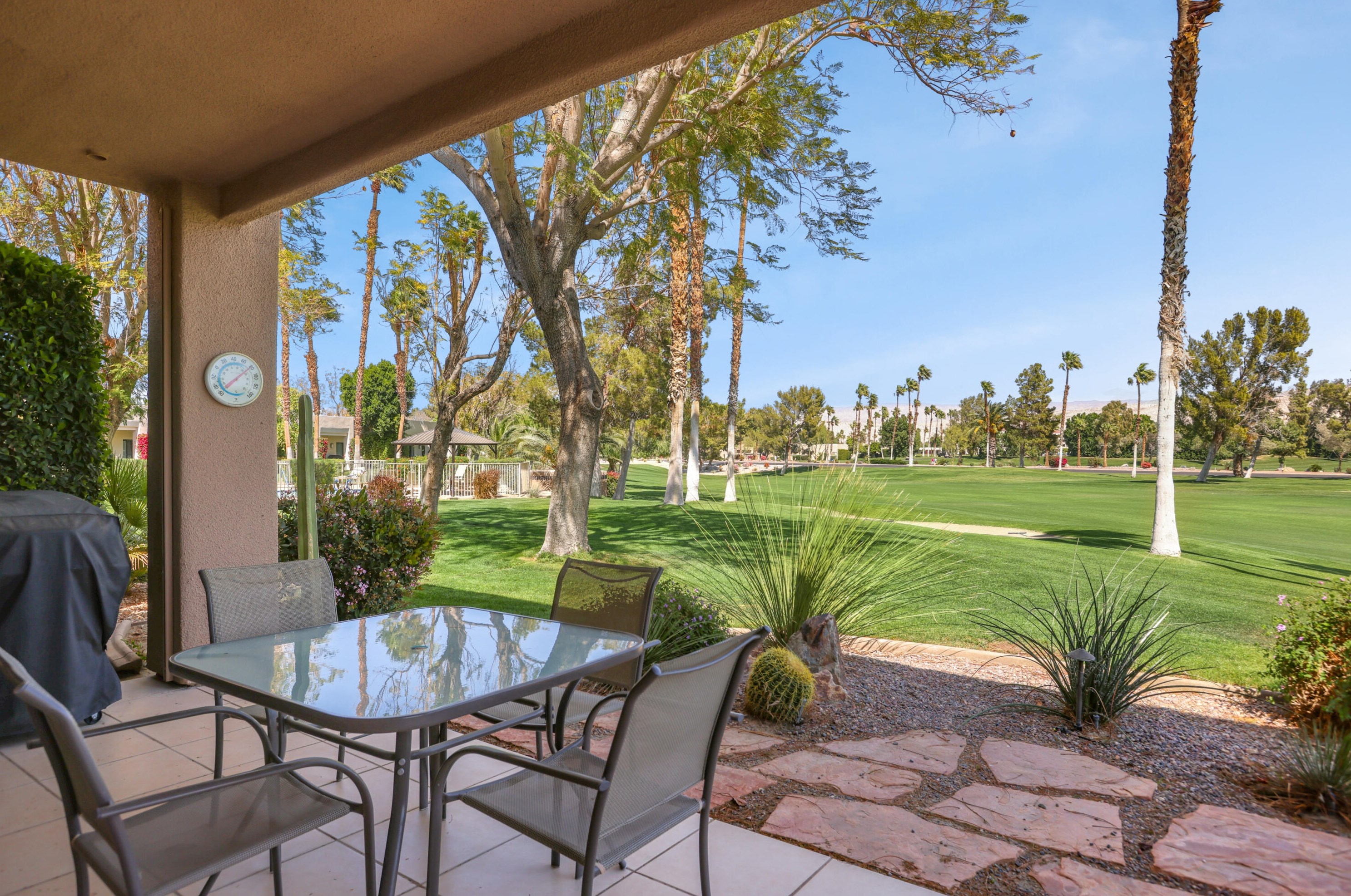 28610 Taos Ct, Cathedral City CA  92234-3574 exterior