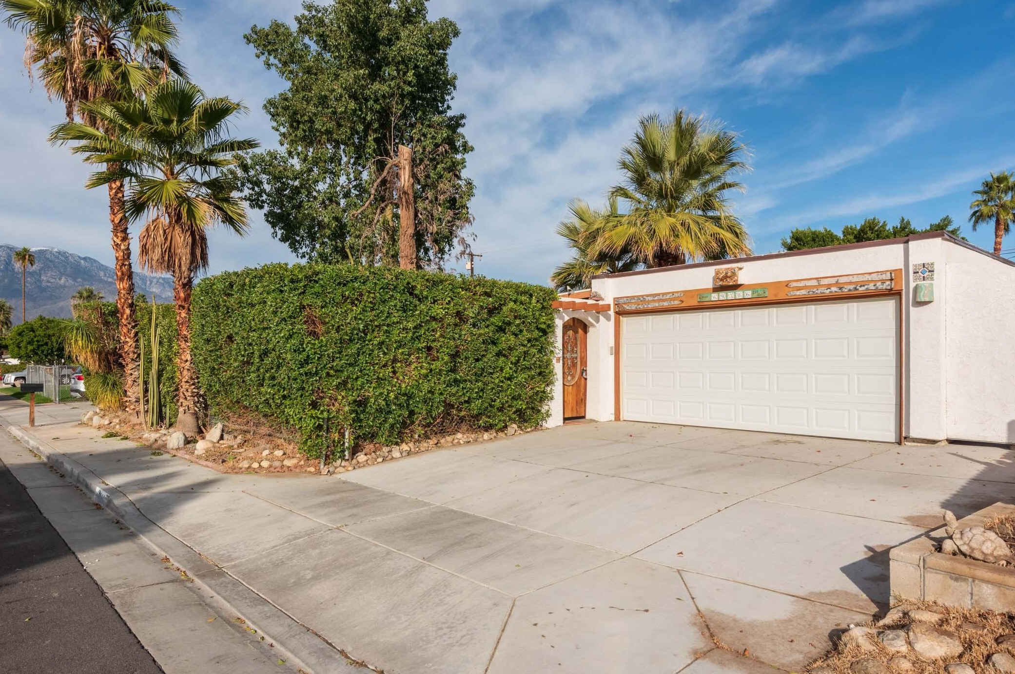 69306 Vera Dr, Cathedral City, CA 92234-7071