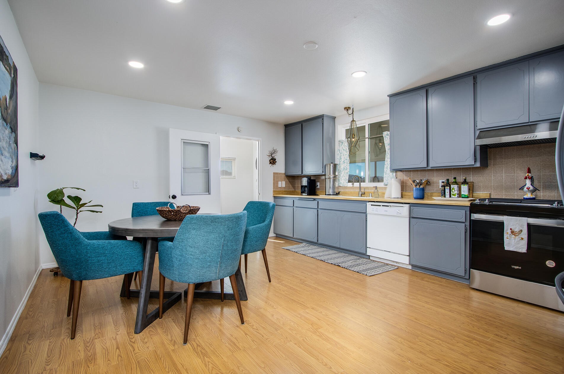 4545 Sunkist Rd, Joshua Tree CA  92252-4471 exterior