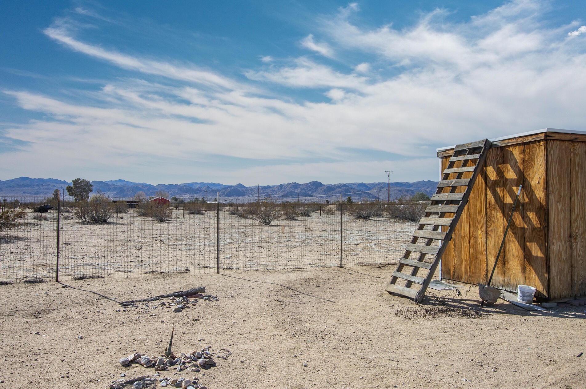 4545 Sunkist Rd, Joshua Tree CA  92252-4471 exterior