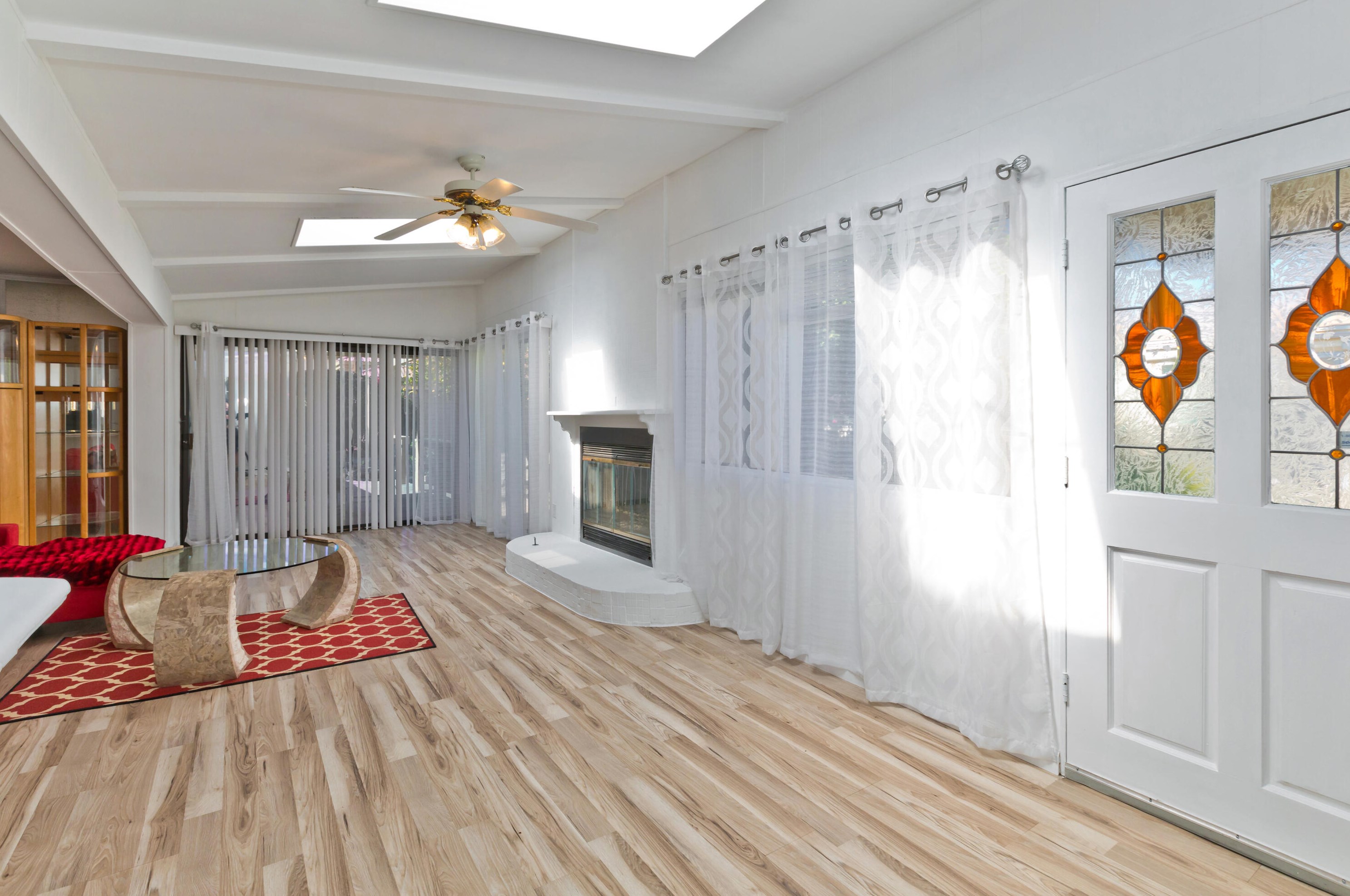1076 Via Grande, Cathedral City CA  92234-4330 exterior