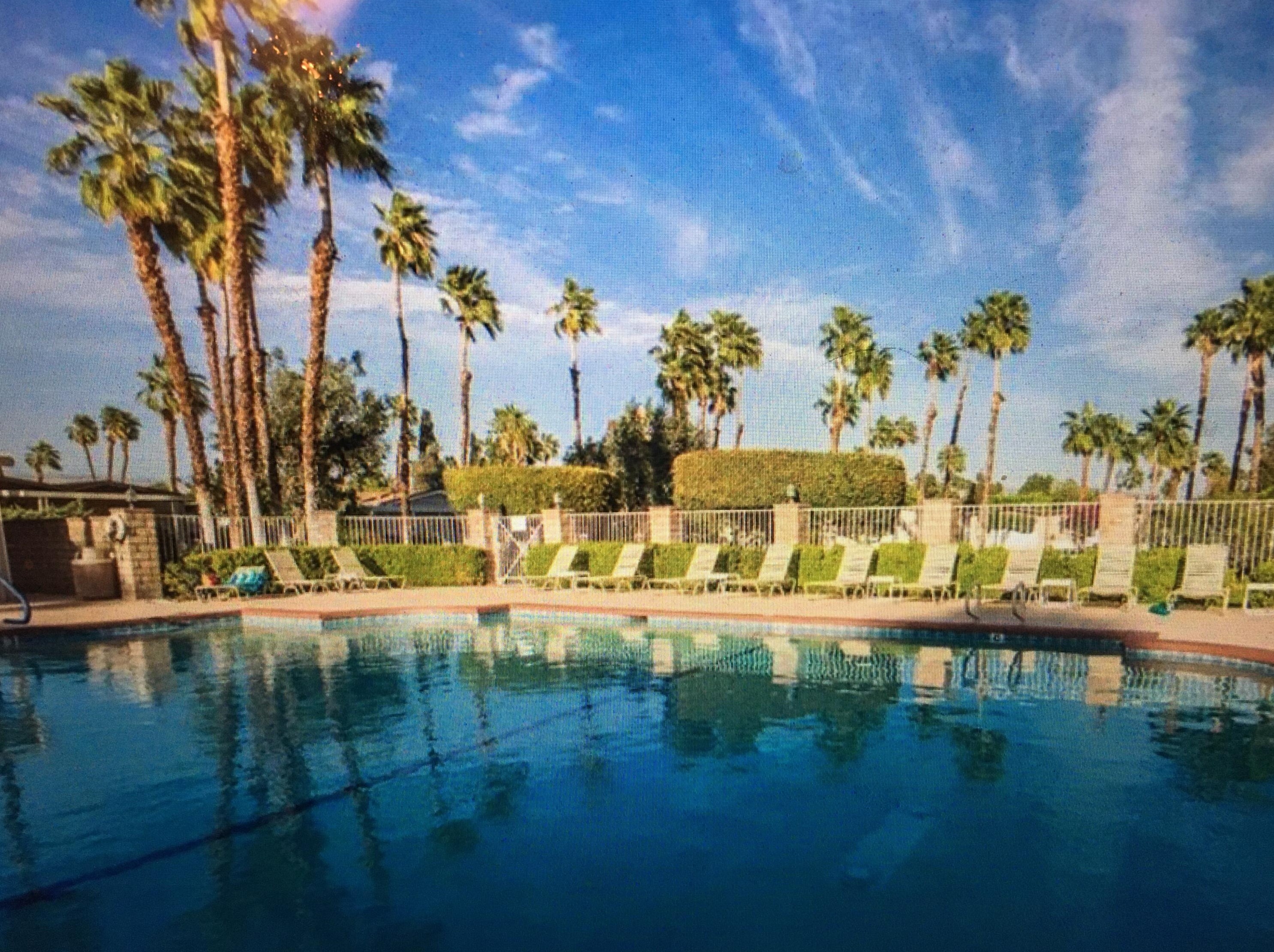 1076 Via Grande, Cathedral City CA  92234-4330 exterior