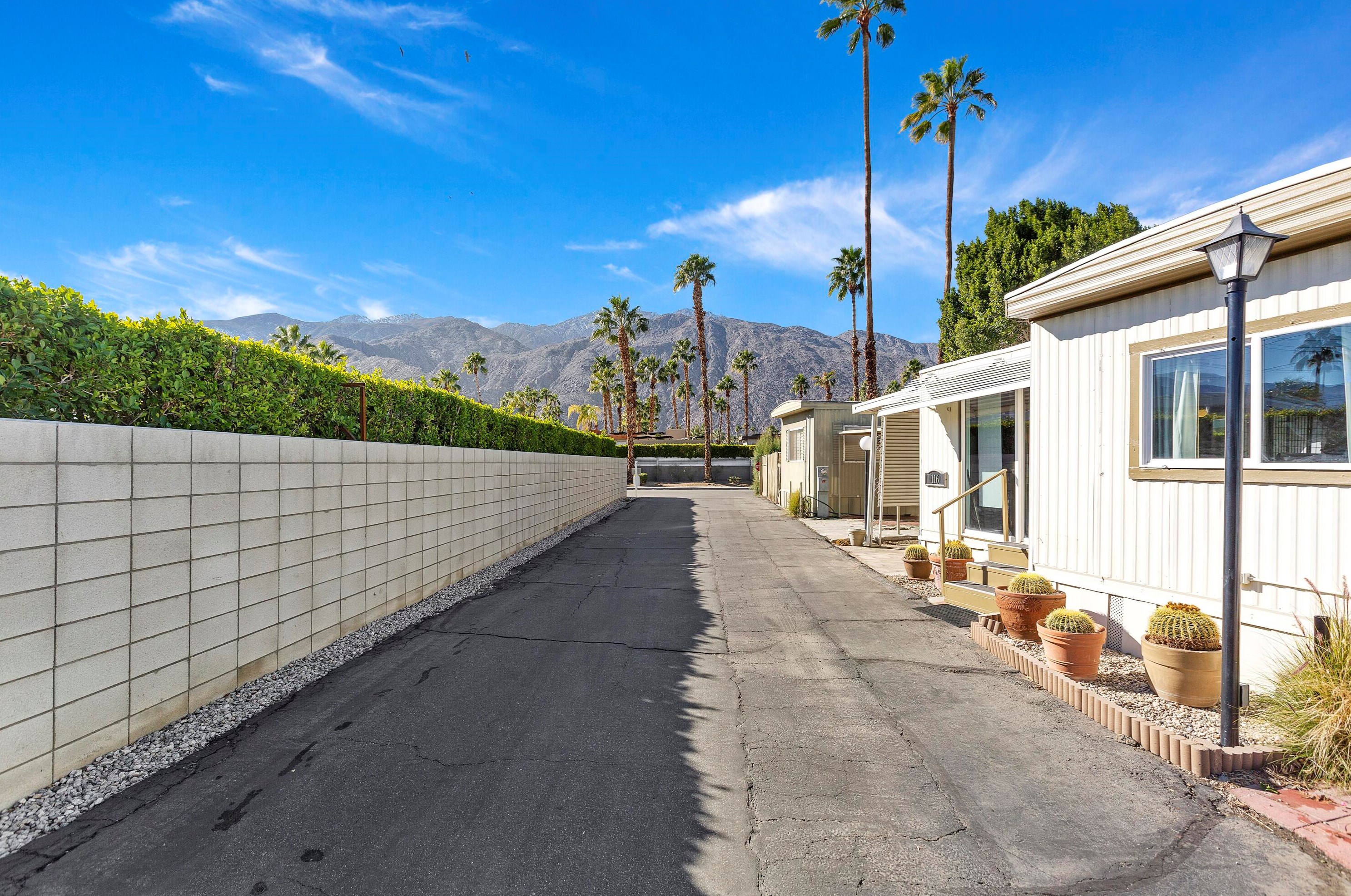 116 Logenita St #116, Palm Springs, CA 92264