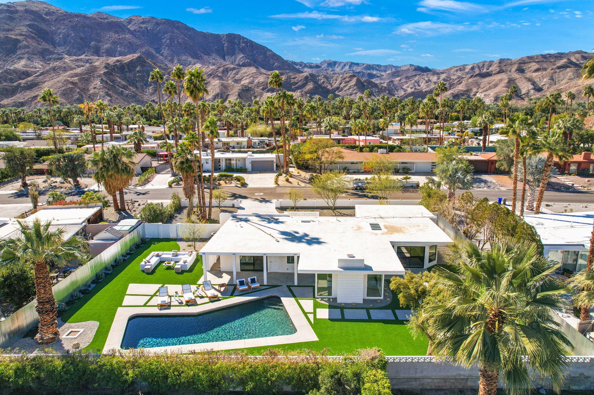 71428 Biskra Rd, Rancho Mirage, CA 92270