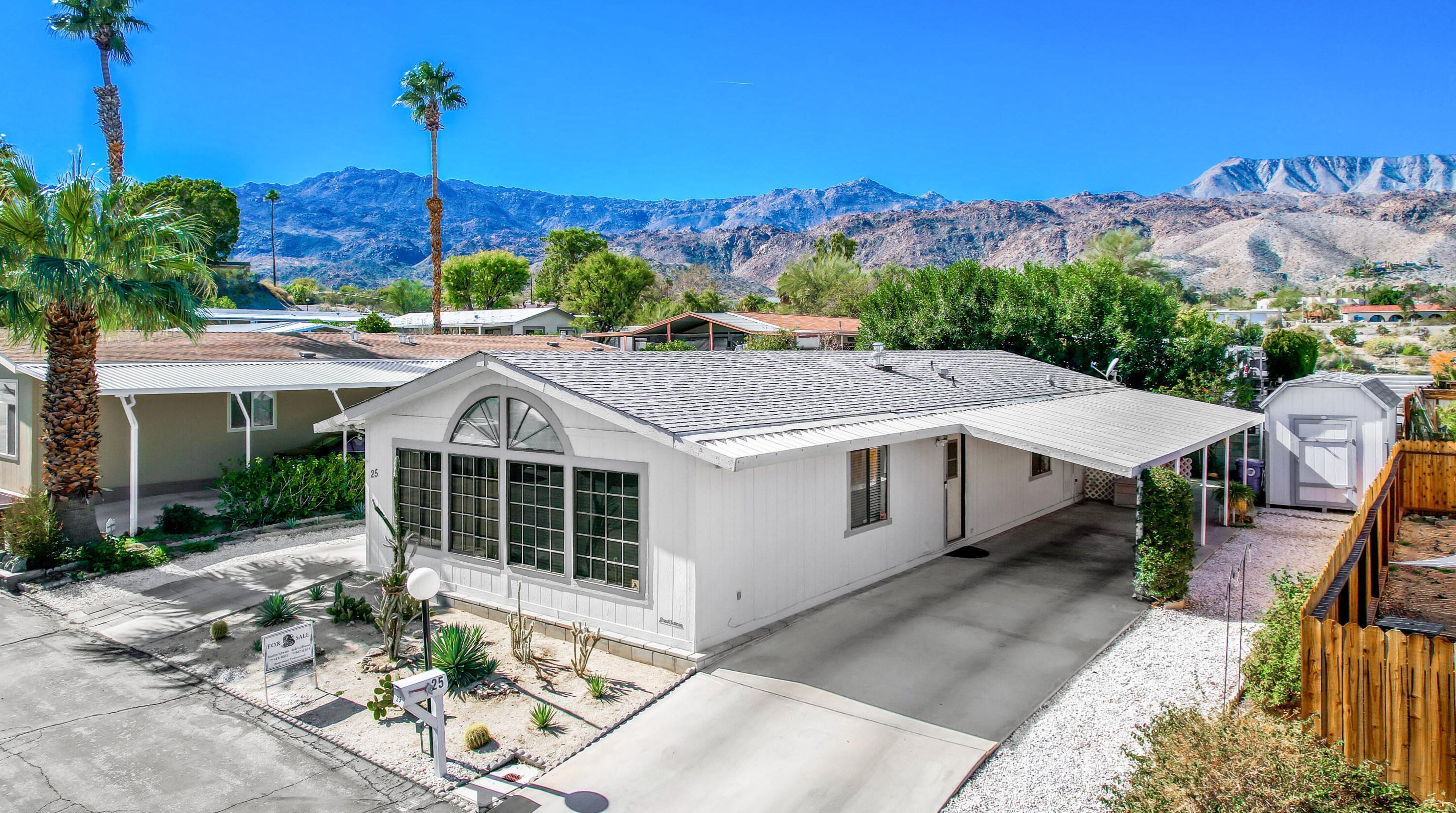 25 Pampas Ln, Palm Desert, CA 92260