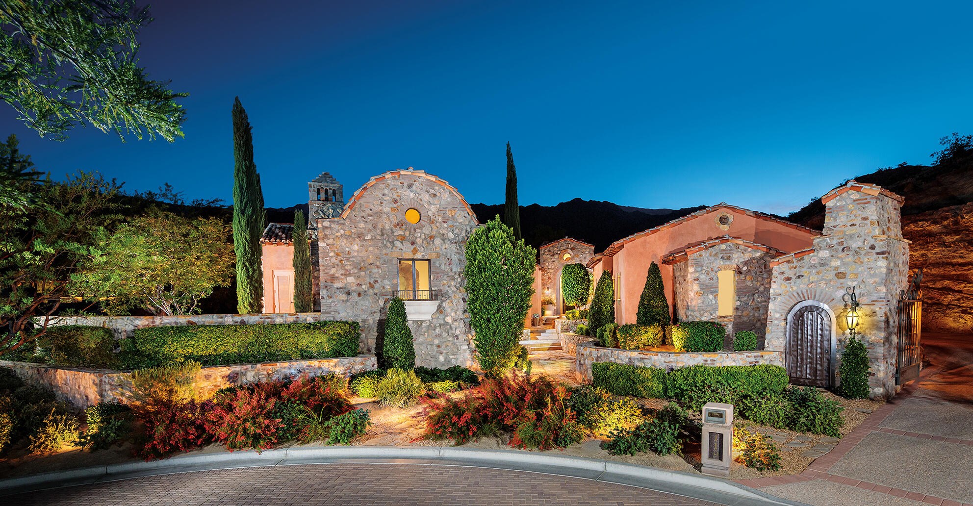 119 Navtem Pl, Palm Desert, CA 92260-7310
