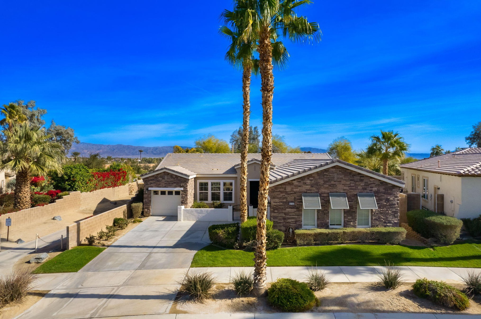60100 Desert Rose Dr, La Quinta, CA 92253-9313