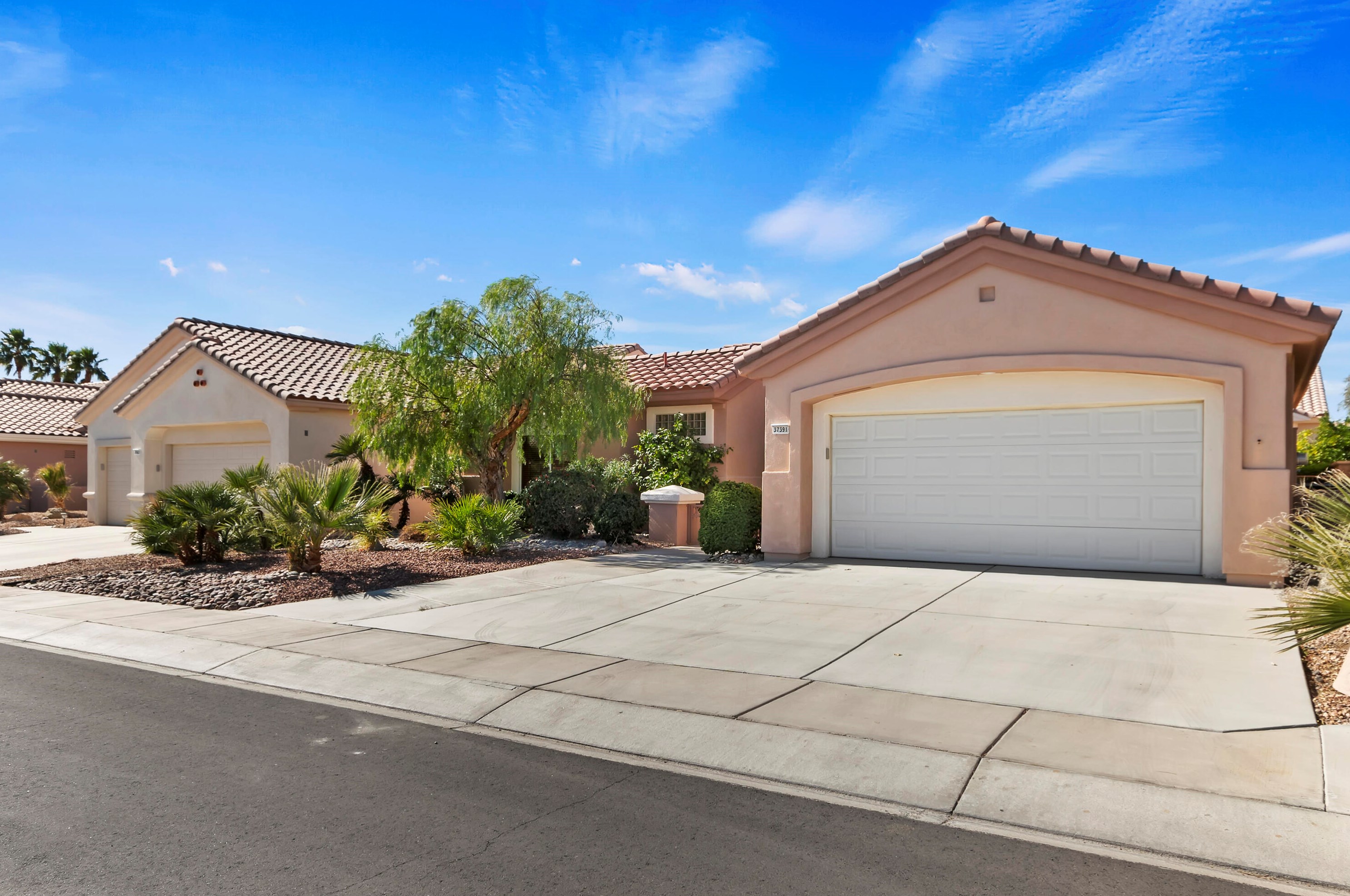 37391 Skycrest Rd, Palm Desert, CA 92211-2161