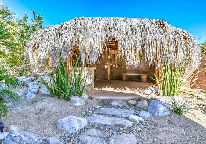 68300 Peladora Rd, Cathedral City CA  92234-5679 exterior