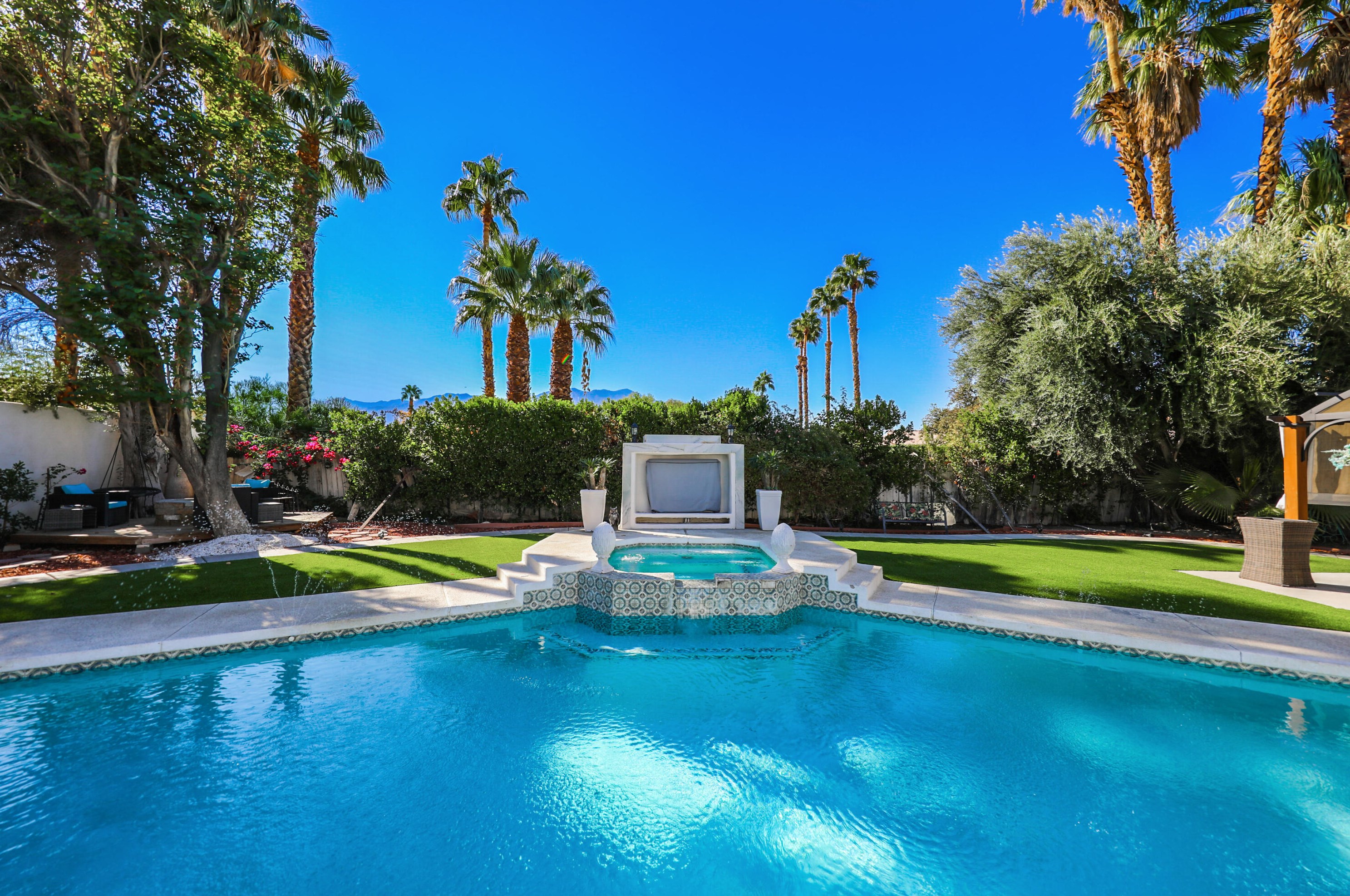 68725 Minerva Rd, Cathedral City CA  92234-3872 exterior