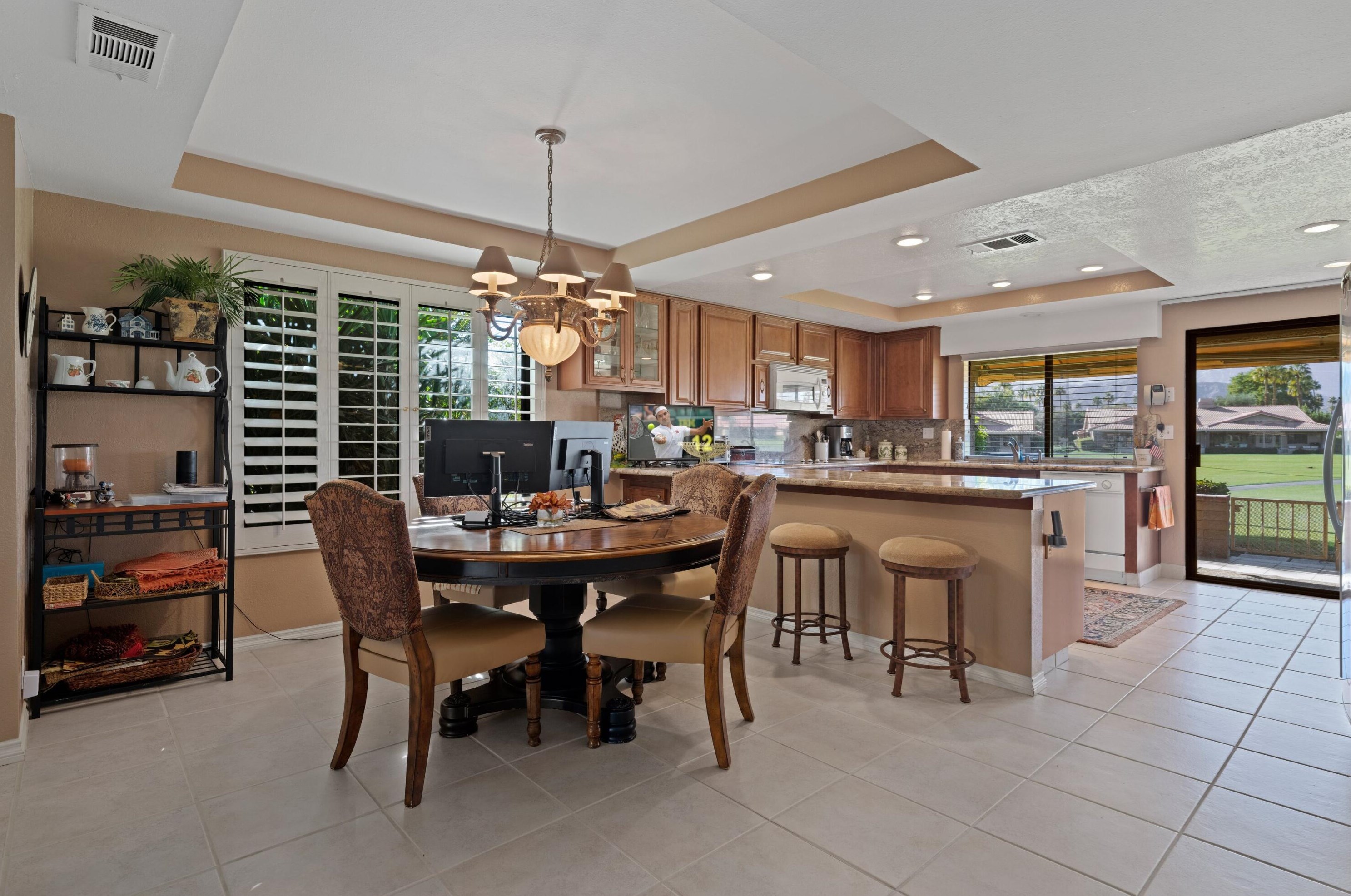 17 Camino Arroyo Pl, Palm Desert, CA 92260-0326