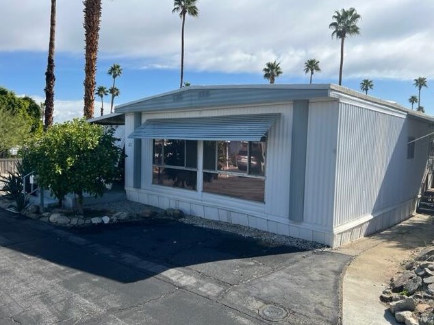 22 Diamond E Dr, Palm Desert, CA 92260