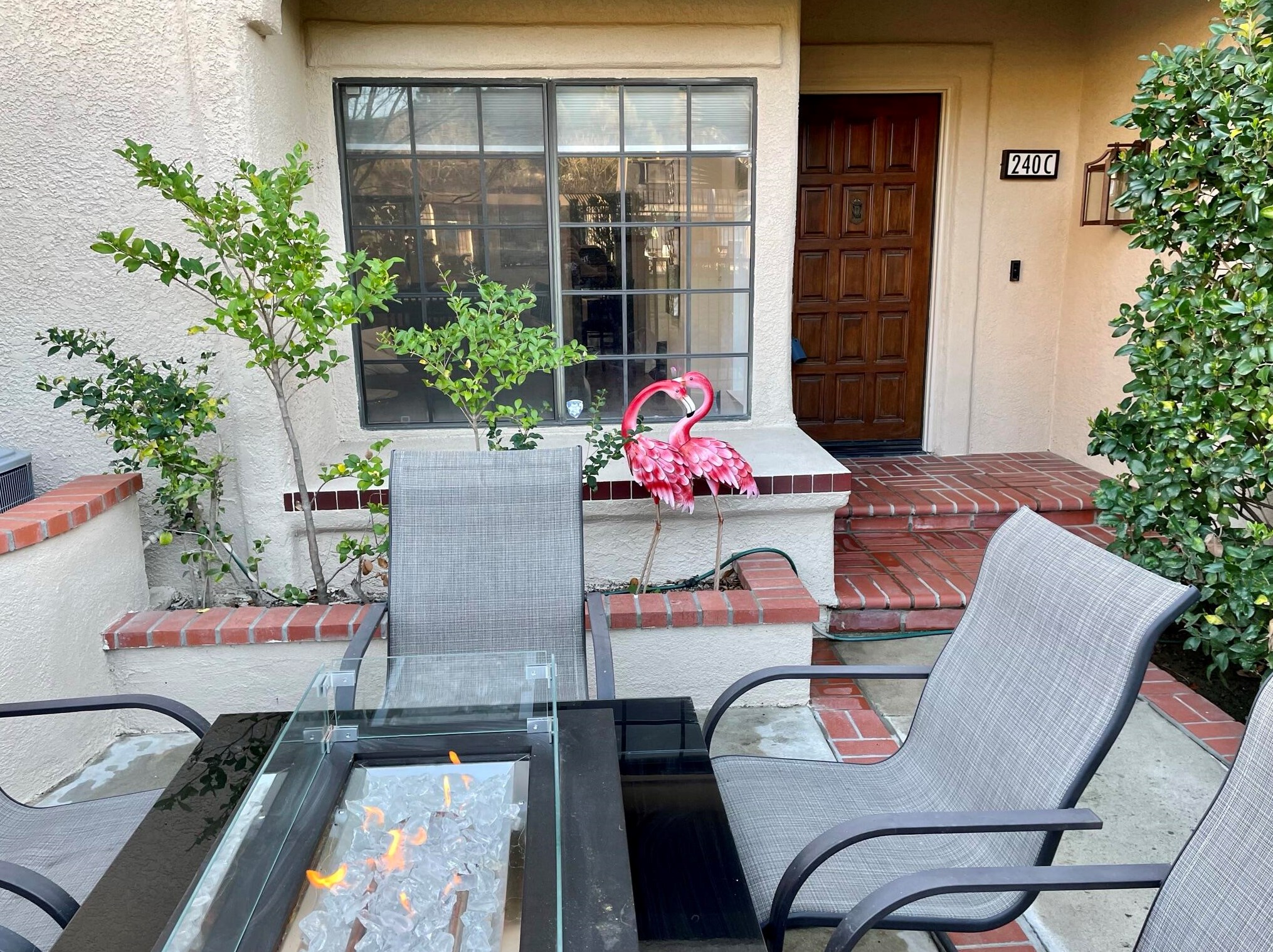 240 Country Club Dr #c, Simi Valley, CA 93065