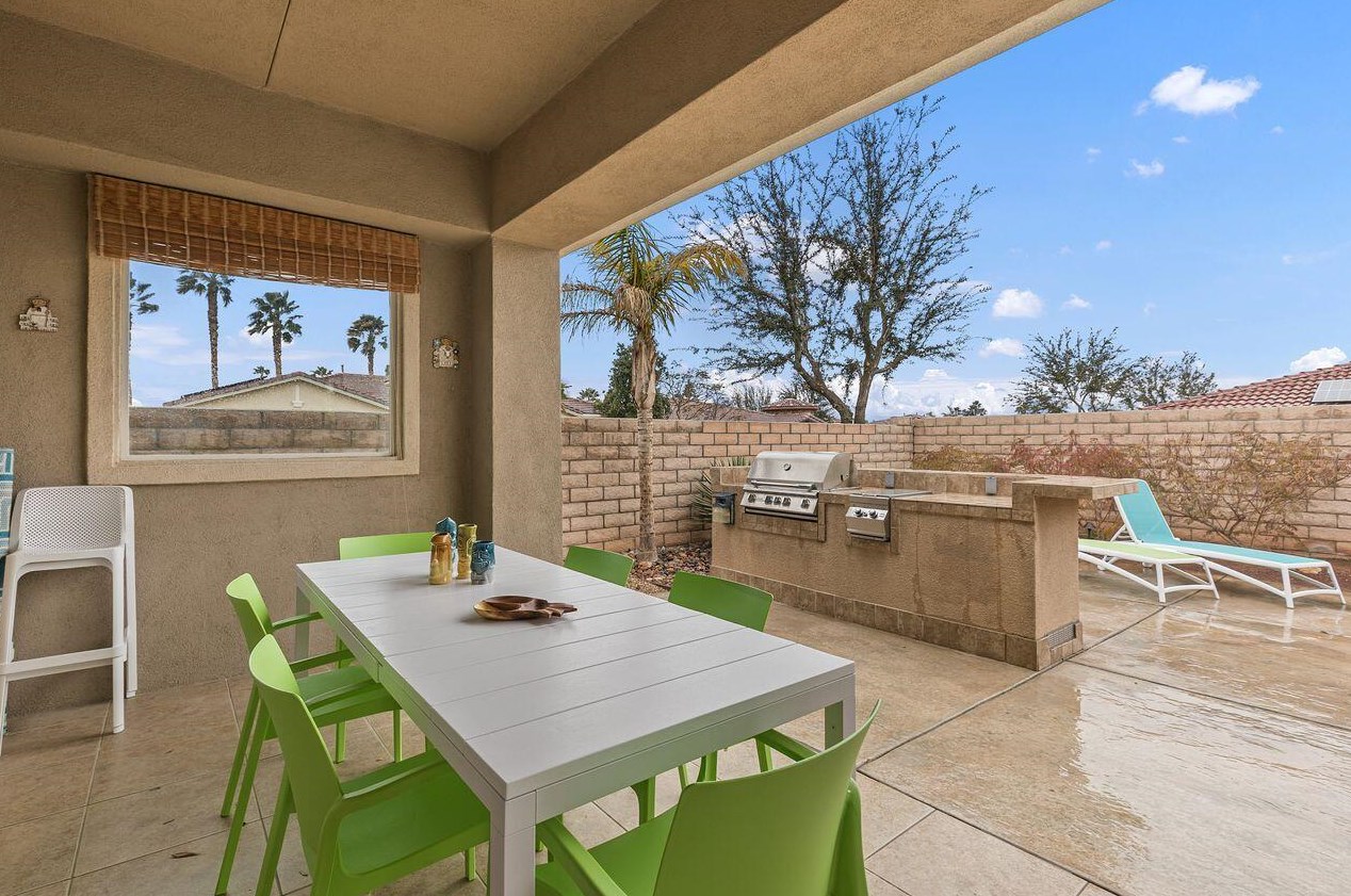 25 Via Del Maricale, Rancho Mirage, CA 92270