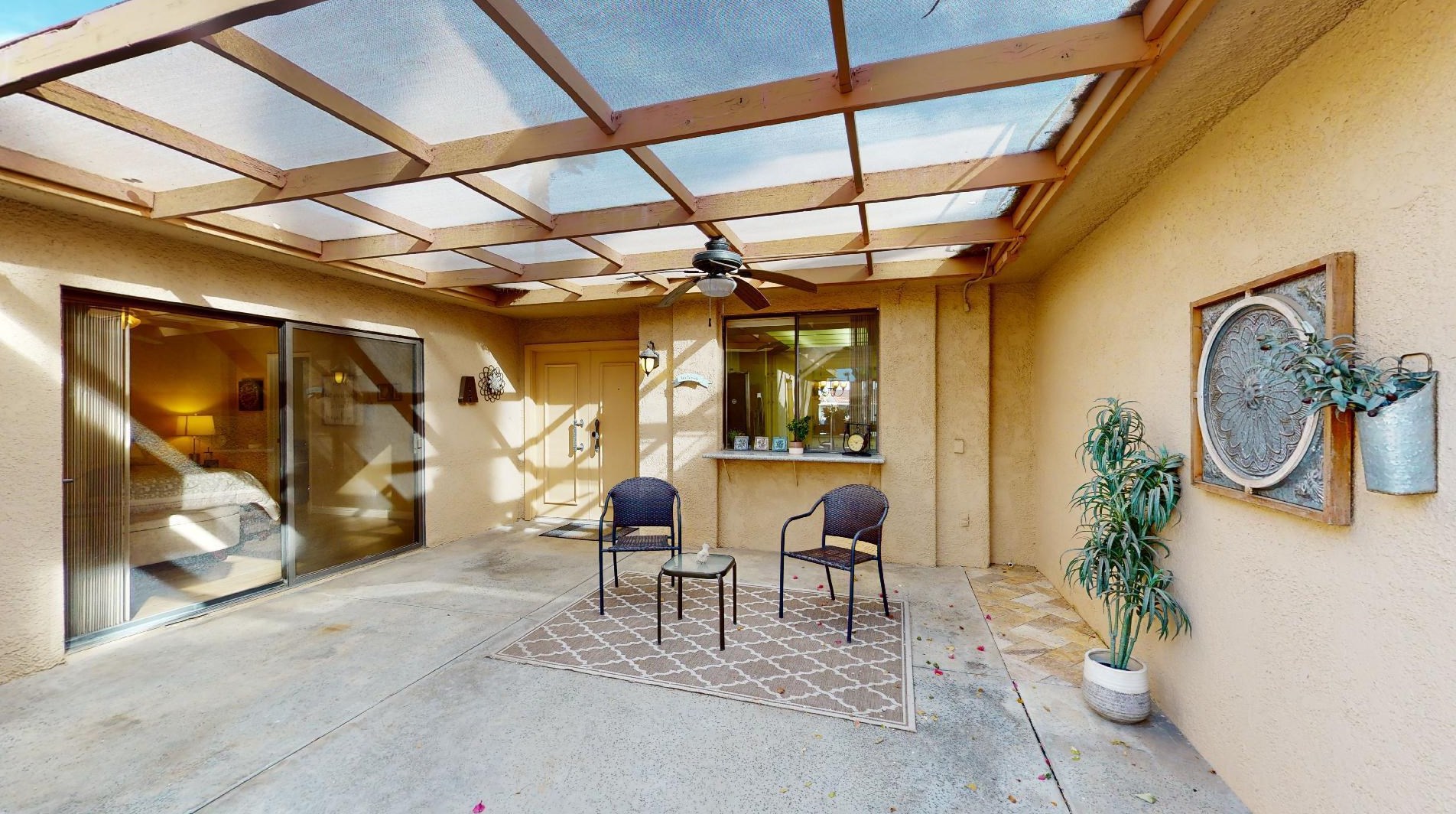 24 Granada Dr, Rancho Mirage, CA 92270
