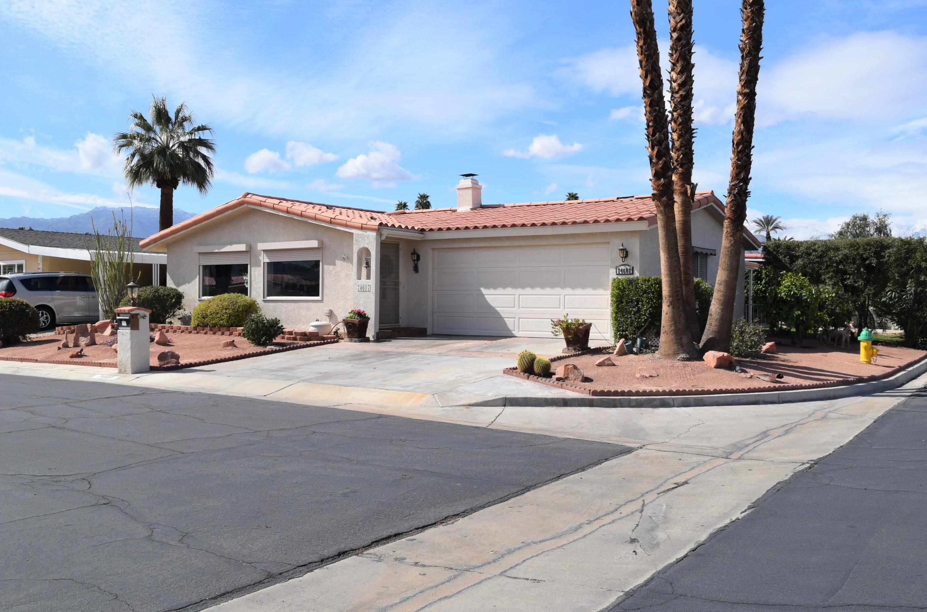 74607 Azurite Cir, Palm Desert, CA 92260-2266