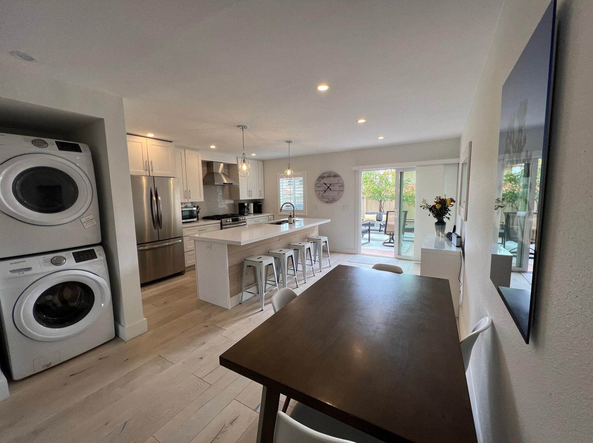 72856 Roy Emerson Ln, Palm Desert, CA 92260-5915