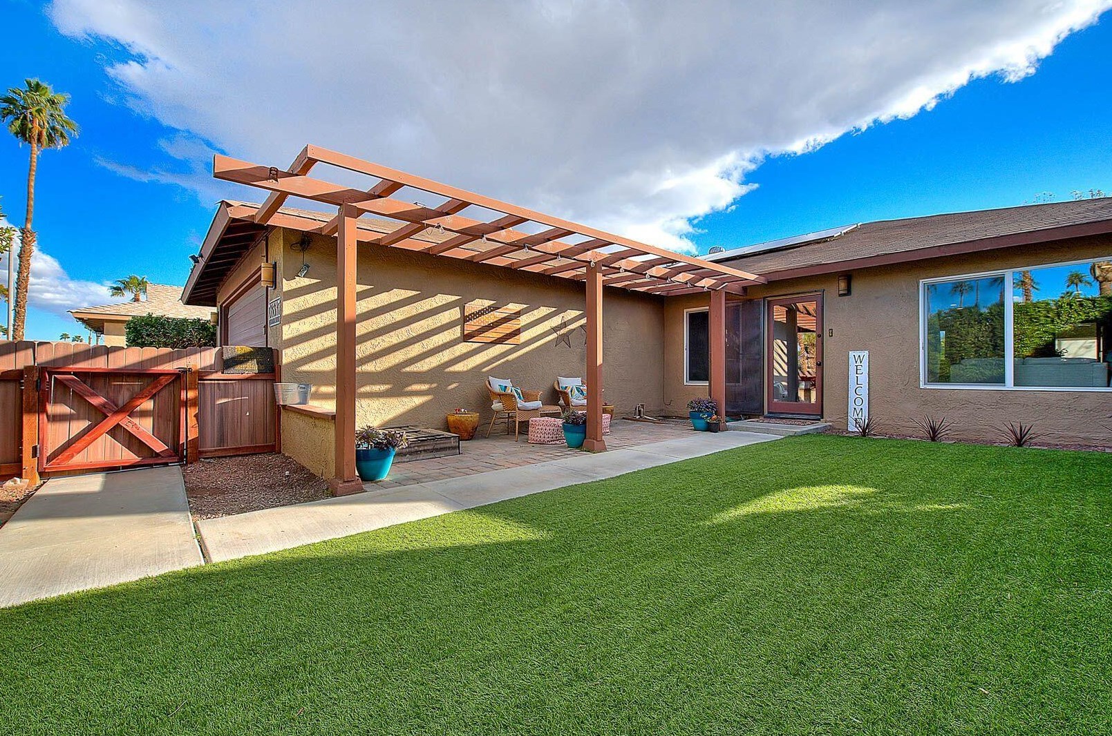 76537 Faber Cir, Palm Desert, CA 92211-7654