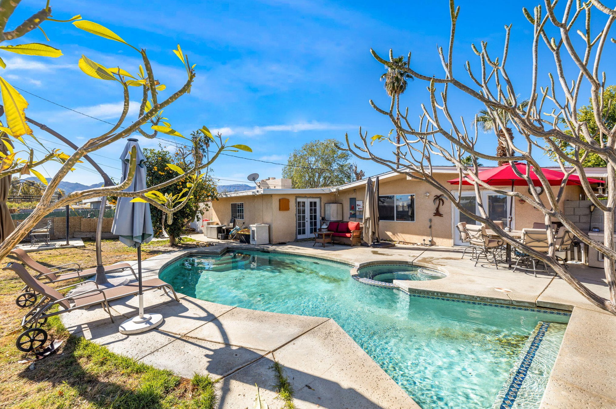 74074 Aster Dr, Palm Desert, CA 92260-2653