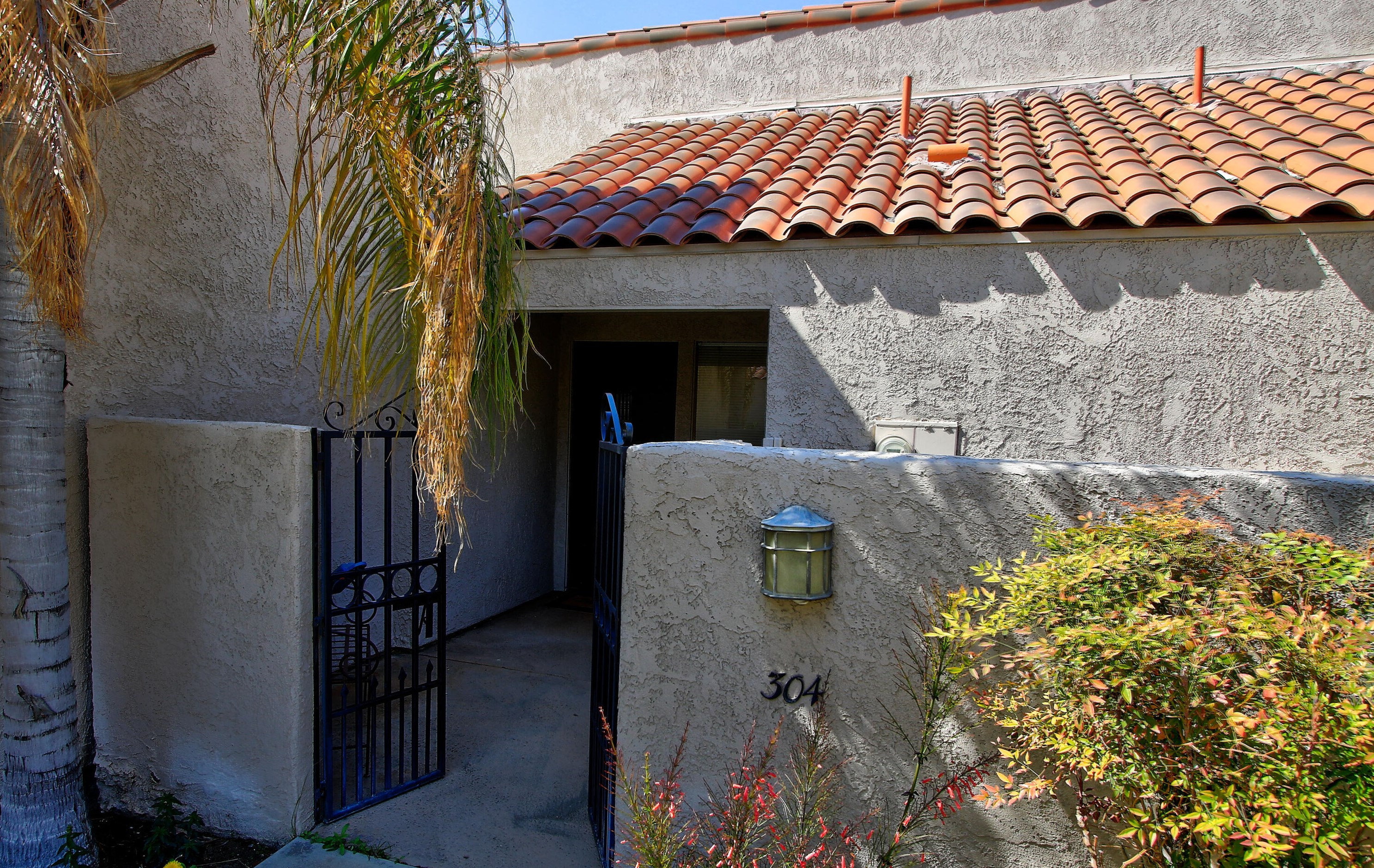 304 Forest Hills Dr, Rancho Mirage, CA 92270