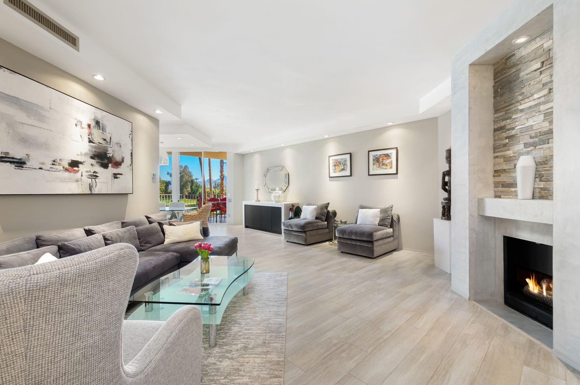 899 Island Dr #209, Rancho Mirage, CA 92270