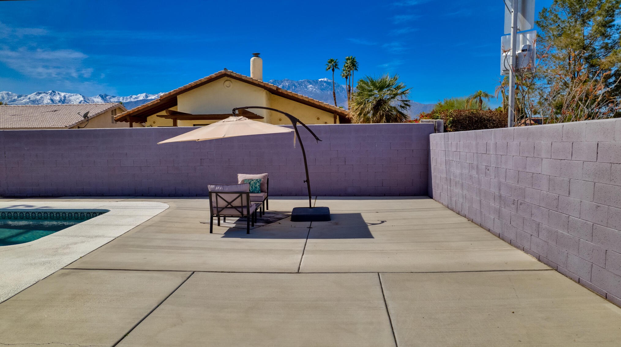 31015 Avenida Alvera, Cathedral City CA  92234-3019 exterior