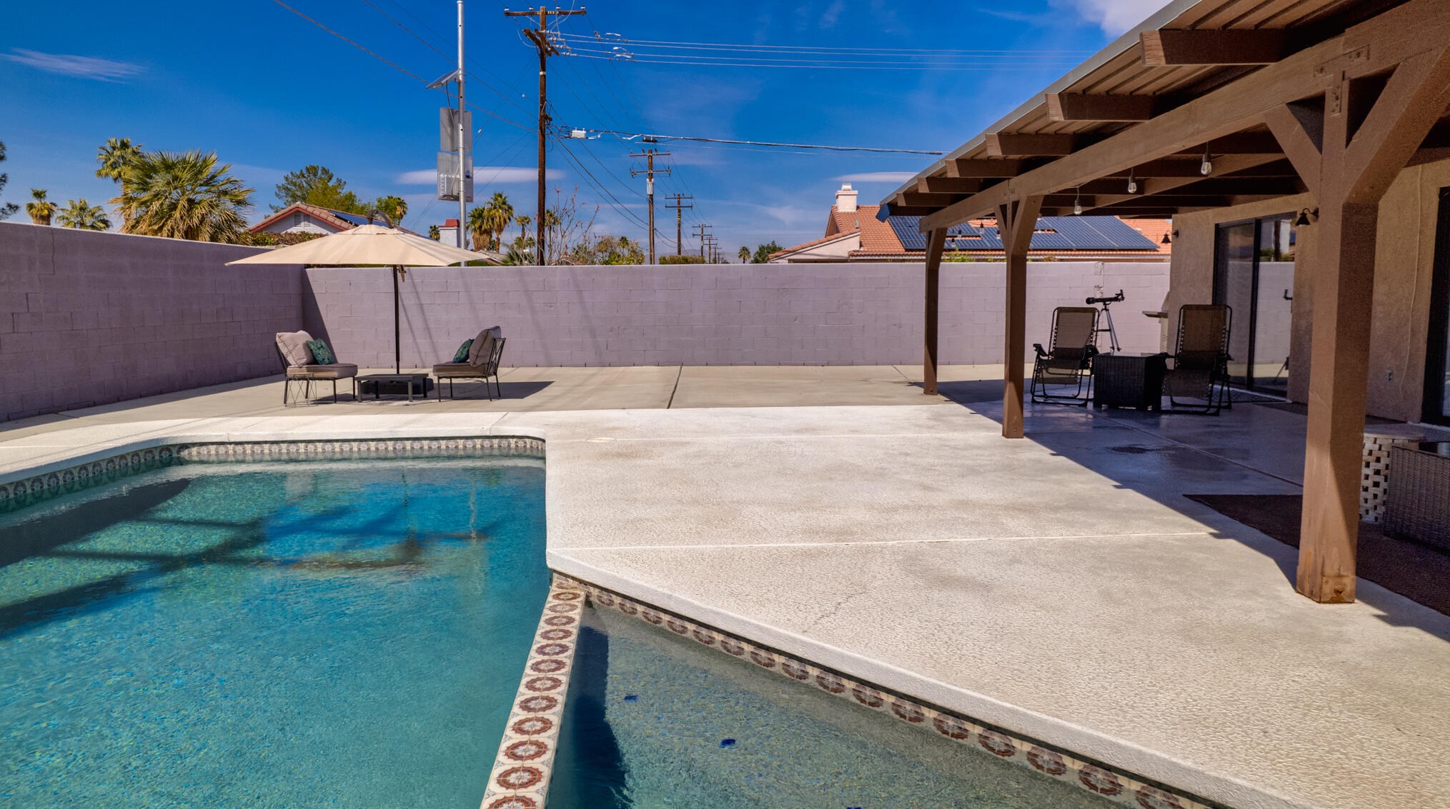 31015 Avenida Alvera, Cathedral City CA  92234-3019 exterior