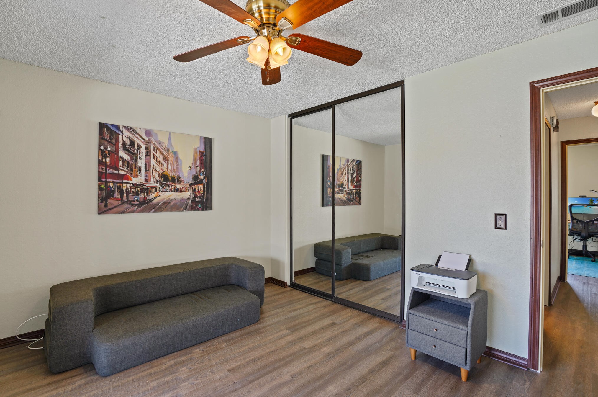 31015 Avenida Alvera, Cathedral City CA  92234-3019 exterior