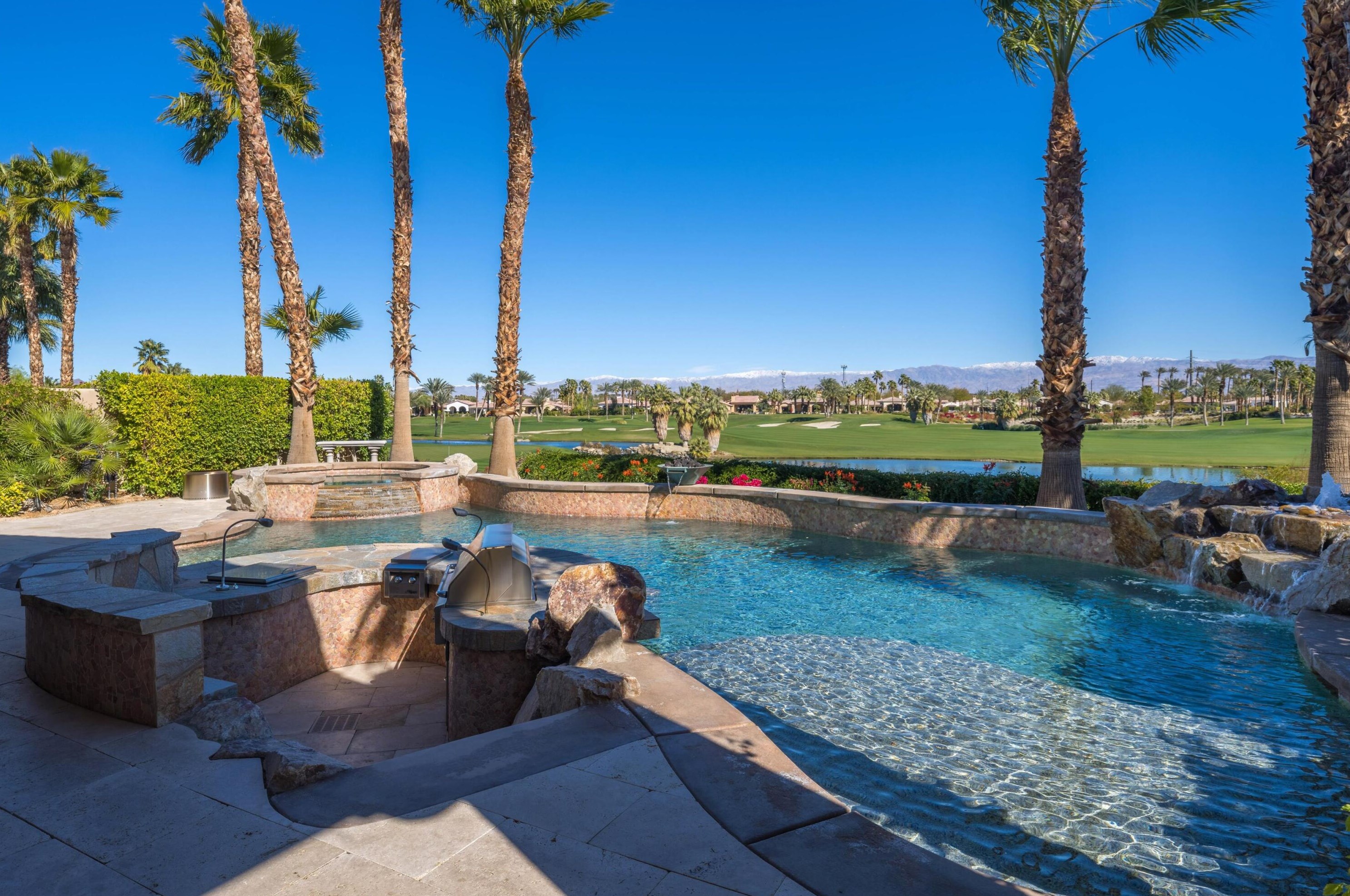 81540 Carboneras, La Quinta CA  92253-8219 exterior