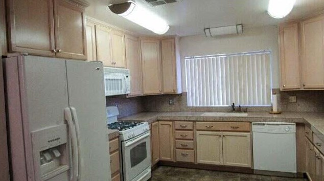 73889 Gun Cir, Palm Desert, CA 92260-1524
