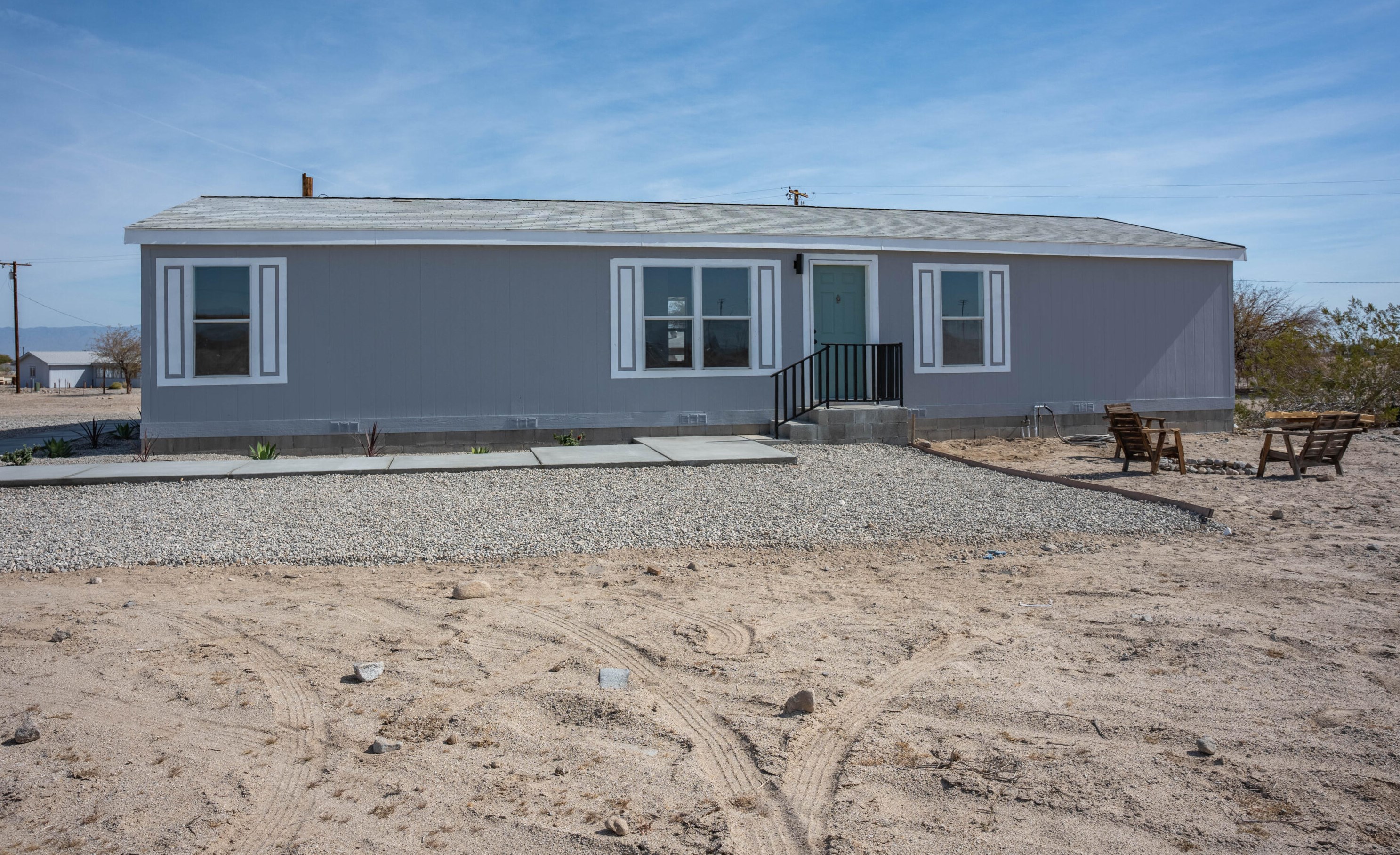 2578 Dana Ave, Thermal, CA 92274-8175