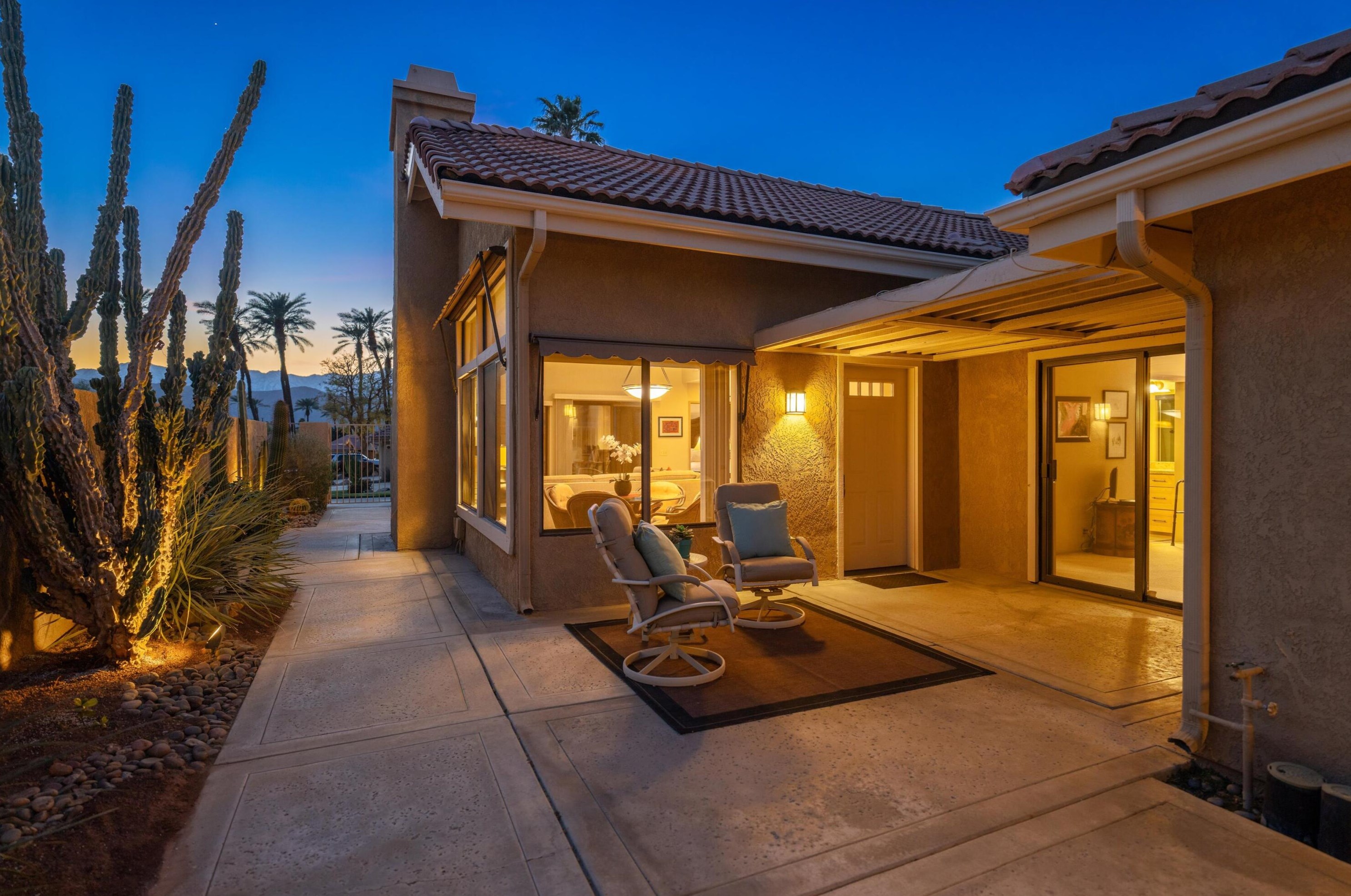 83 Verde Way, Palm Desert, CA 92260-1682