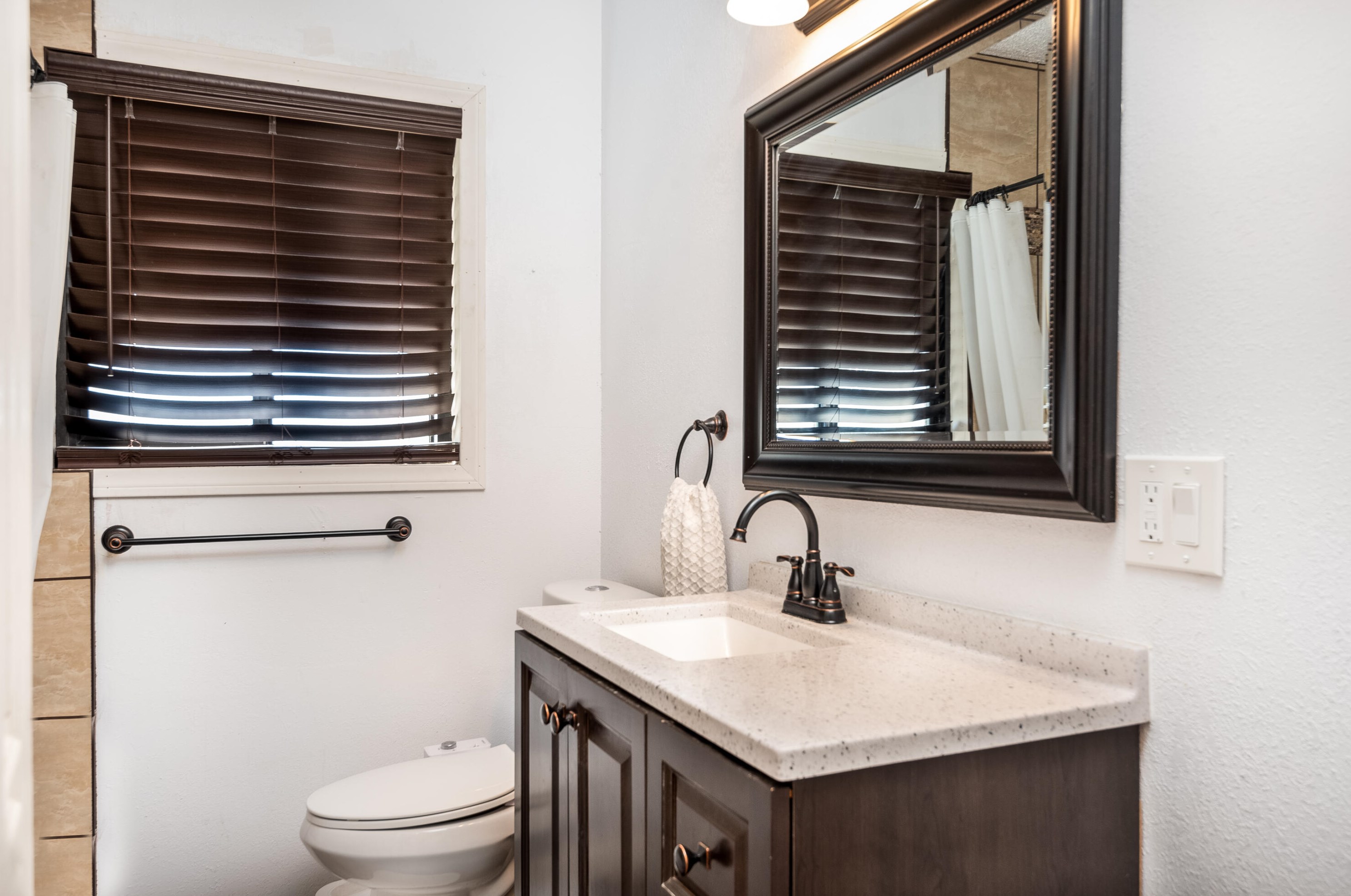 57598 Onaga Trl, Yucca Valley CA  92284-3930 exterior