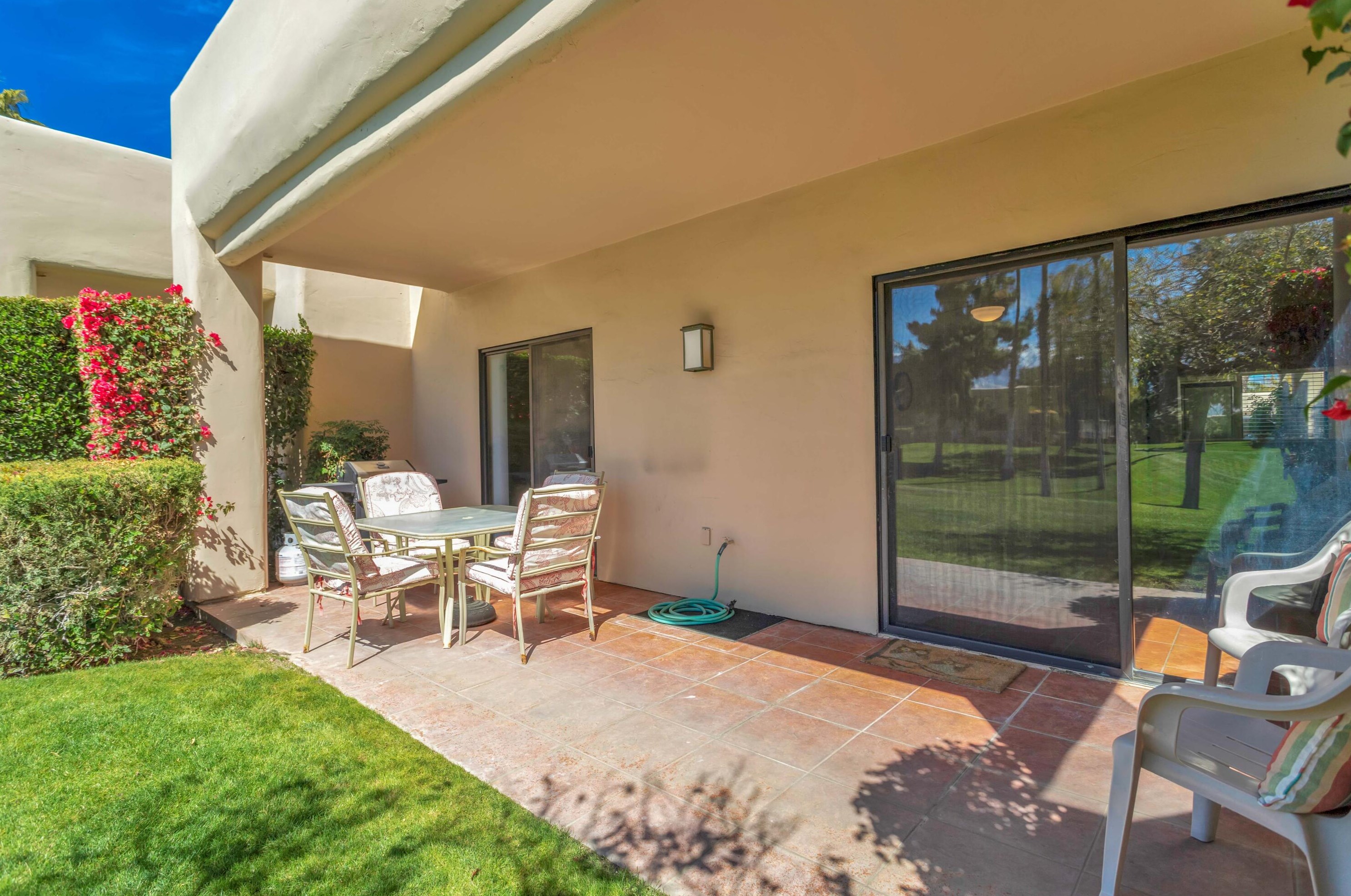 67373 Toltec Ct, Cathedral City CA  92234-3552 exterior