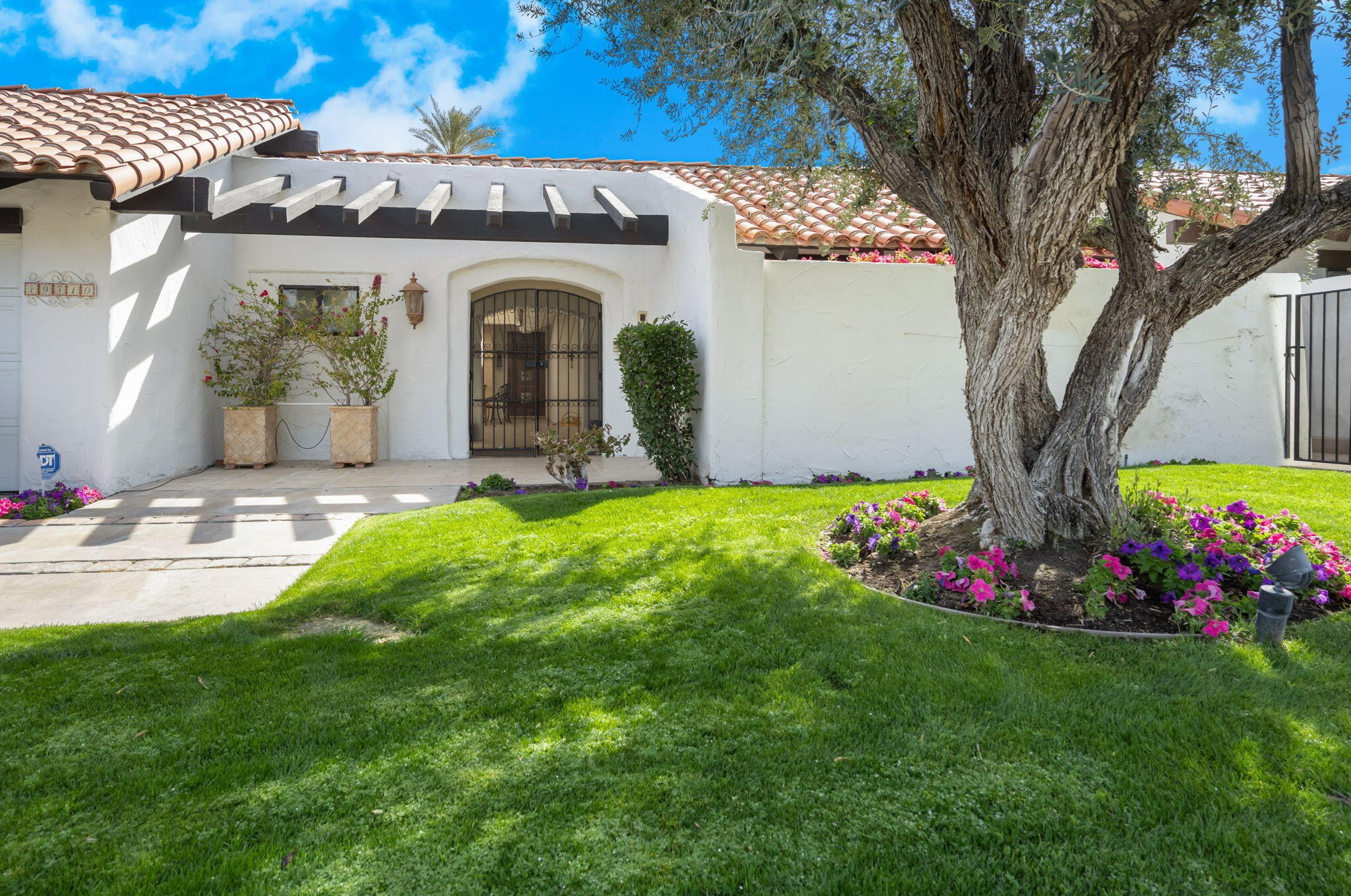 49710 Avila Dr, La Quinta, CA 92253