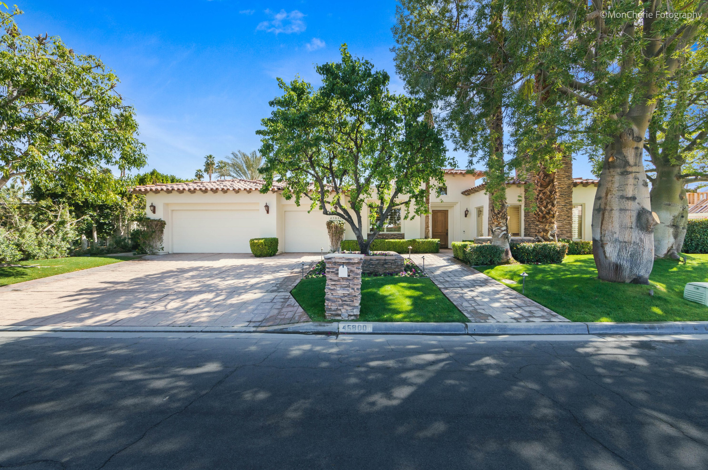 45800 Williams Rd, Palm Desert, CA 92210-8492