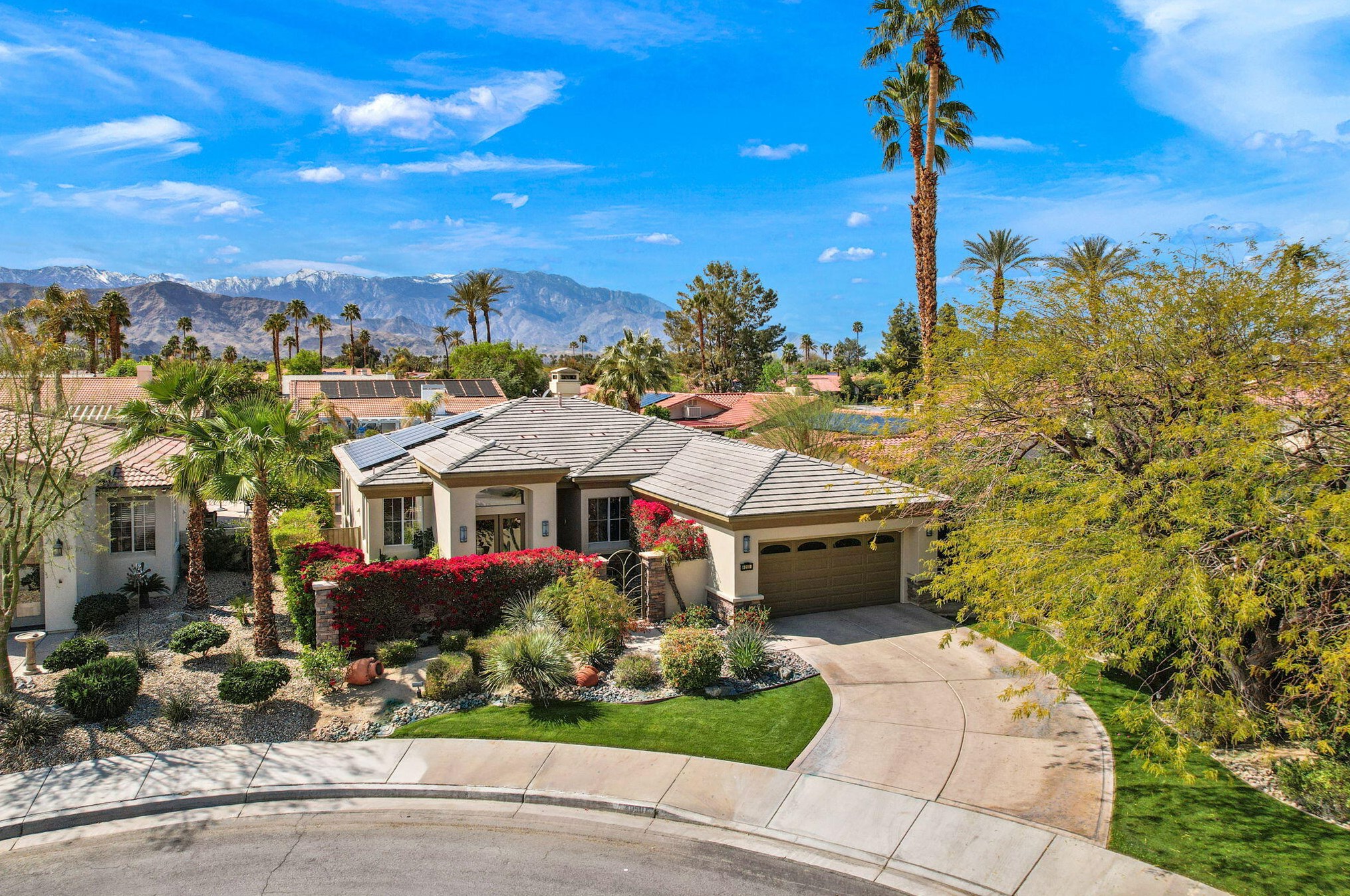 40501 Diamondback Dr, Palm Desert, CA 92260-2389