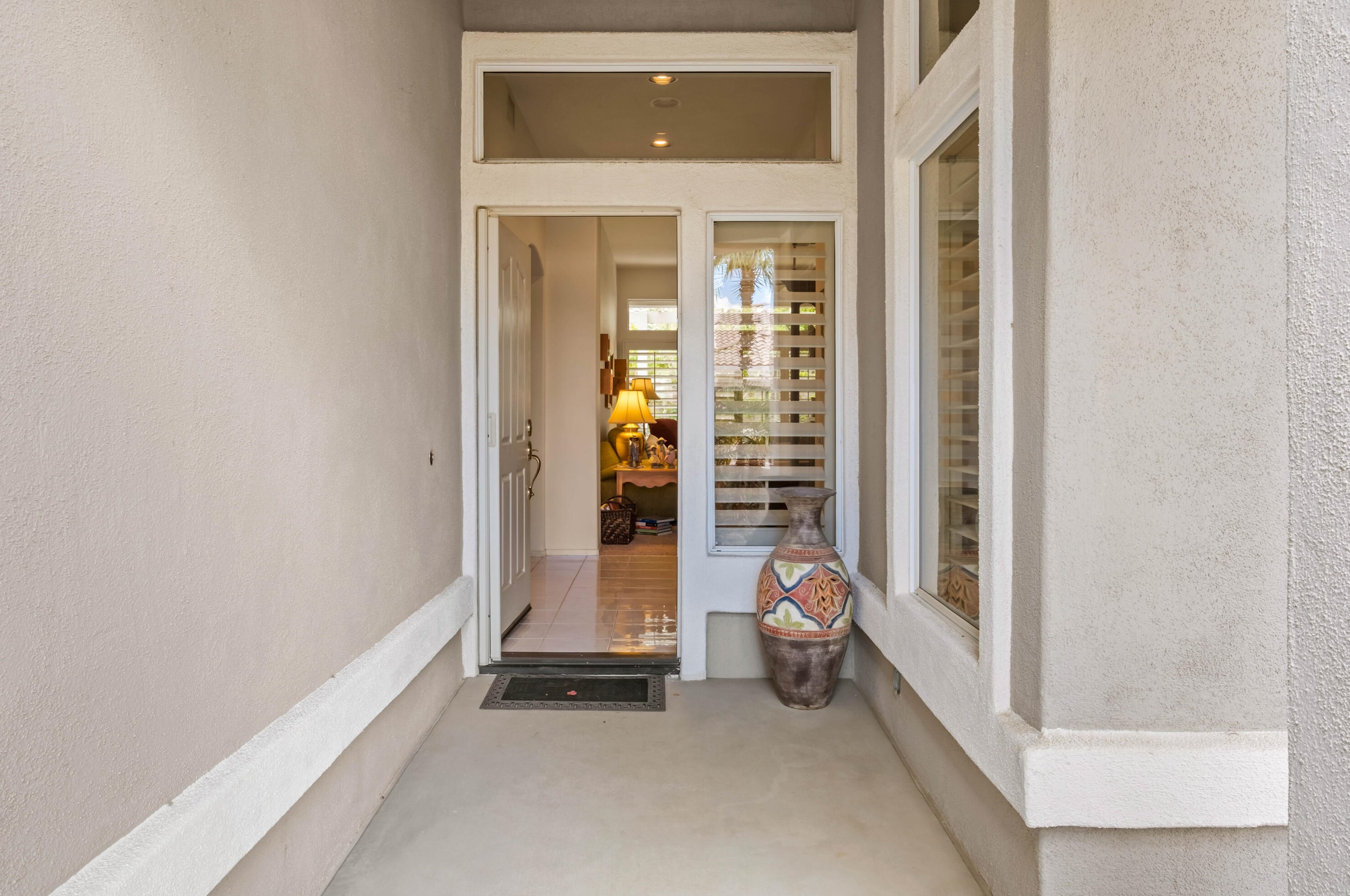 38543 Bent Palm Dr, Palm Desert, CA 92211-1522
