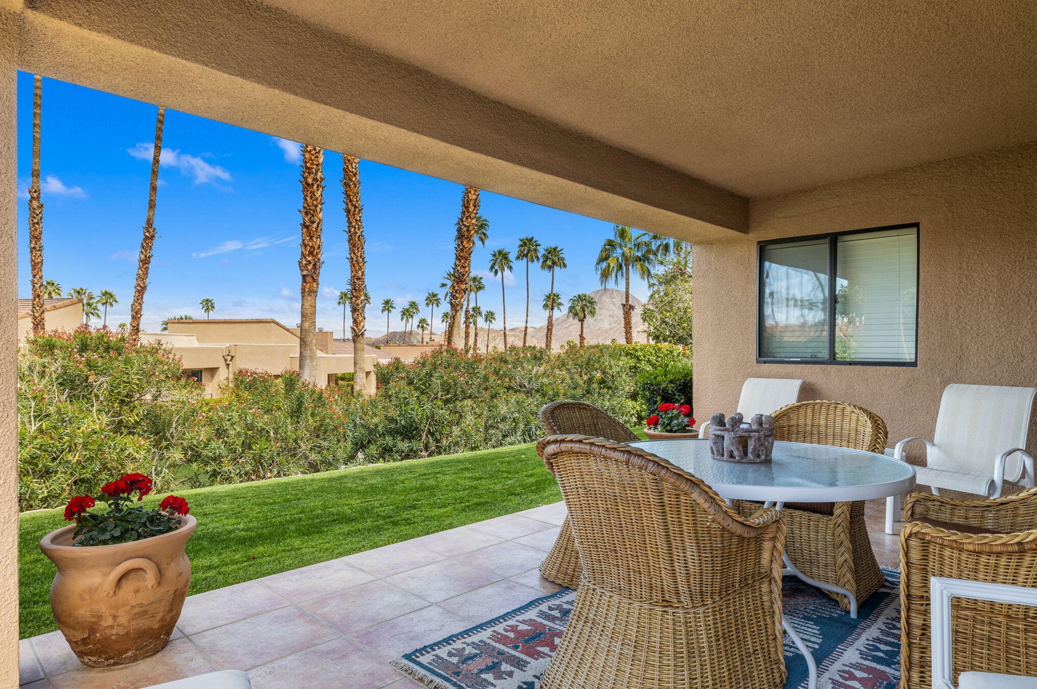 73452 Poinciana Pl, Palm Desert, CA 92260-6917