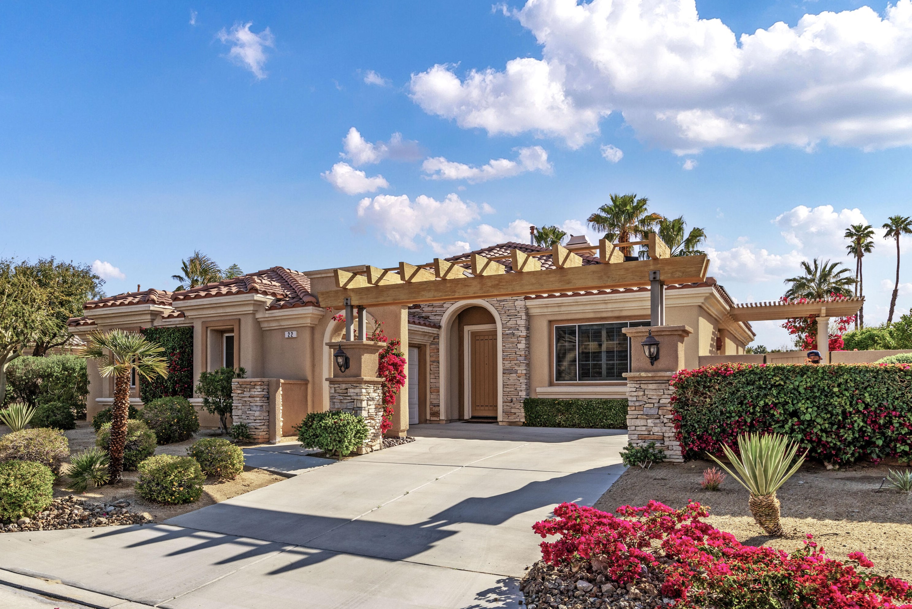 22 Vista Mirage Way, Rancho Mirage, CA 92270