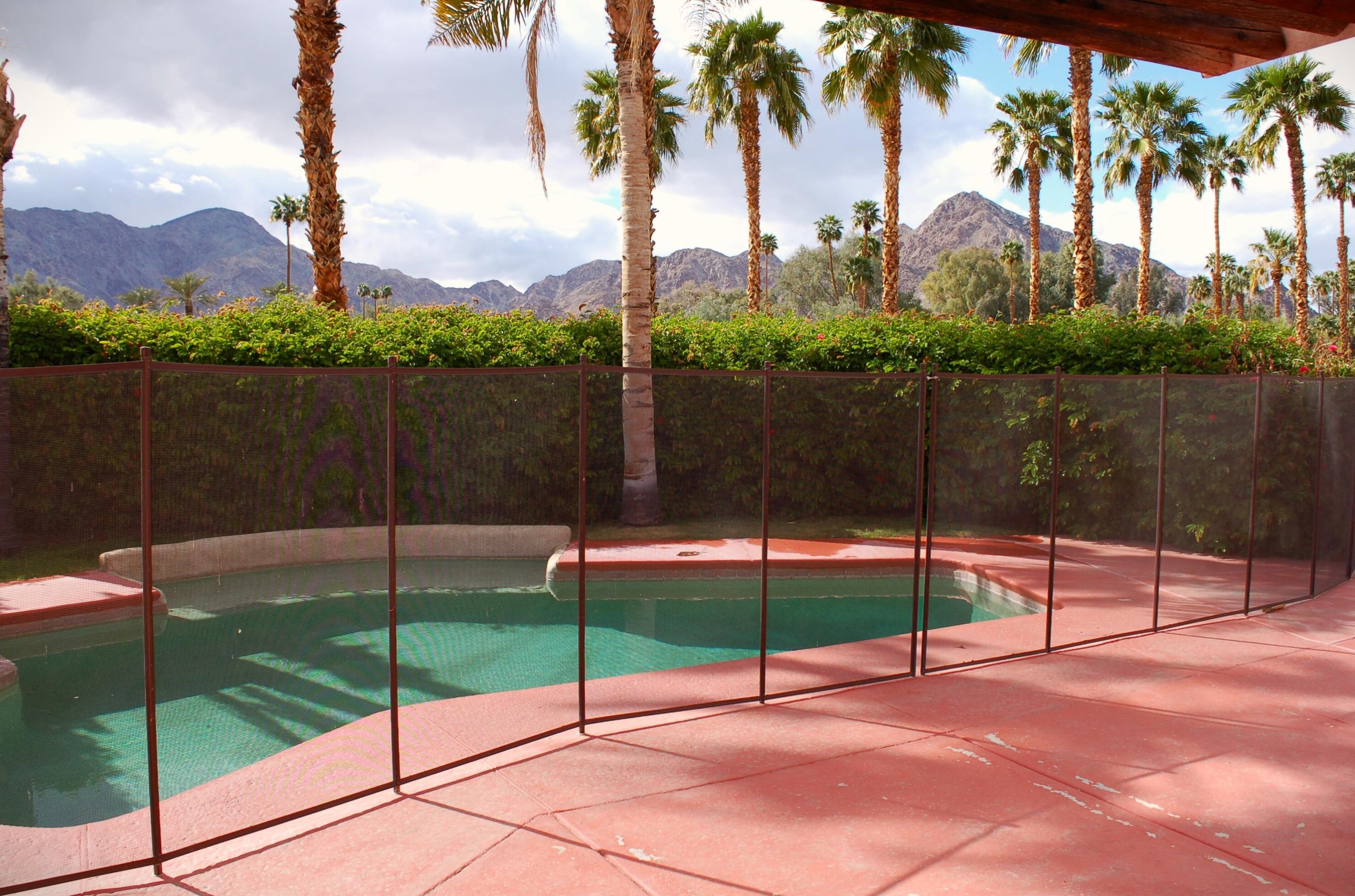 49185 Balada Ct, La Quinta, CA 92253-2446