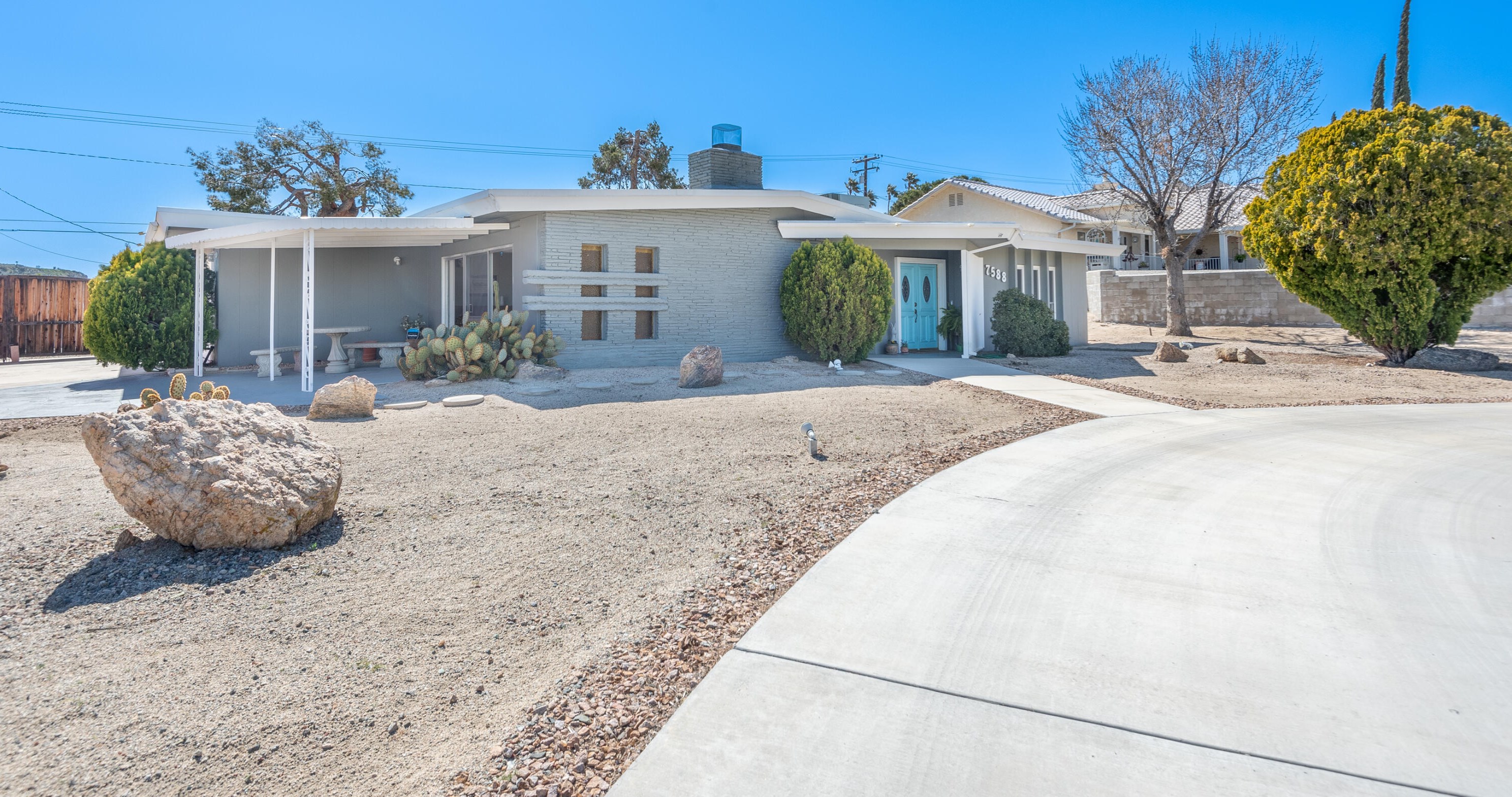 7588 San Remo Trl, Yucca Valley, CA 92284-2354