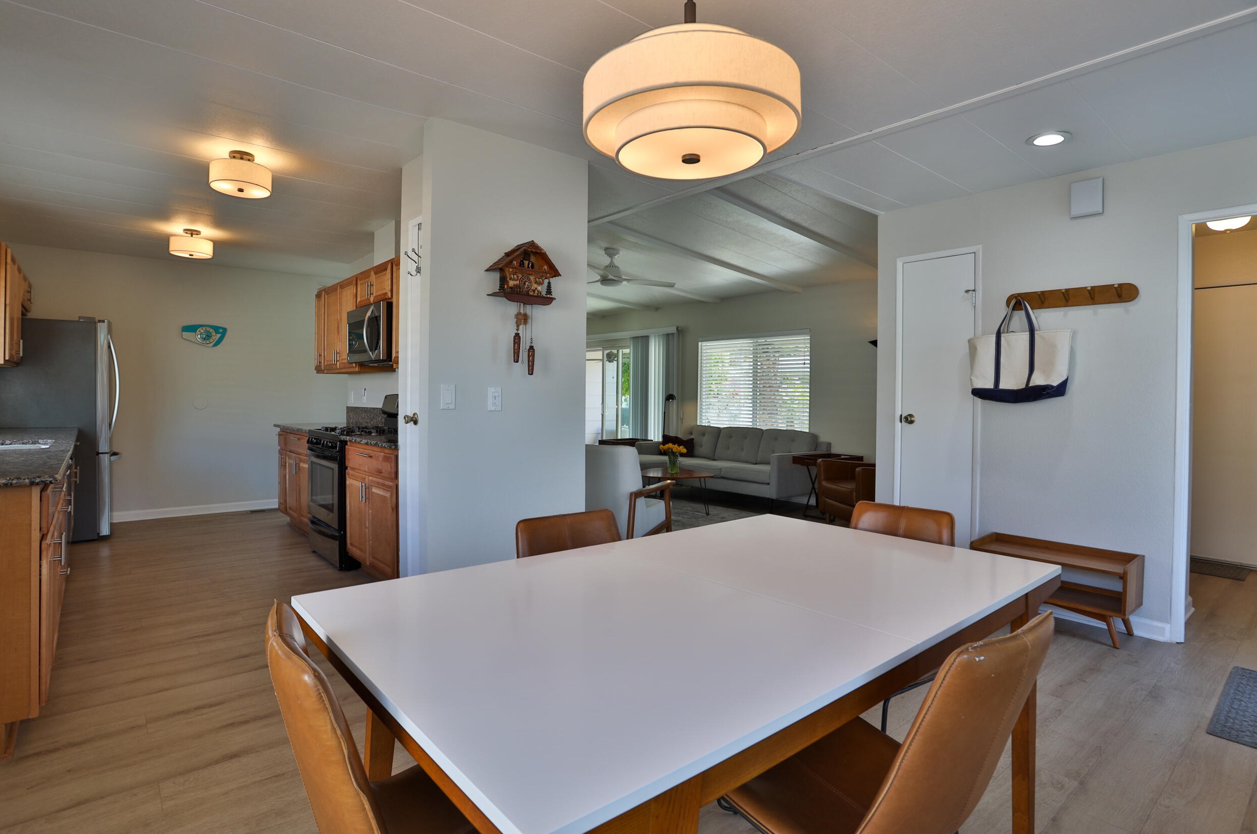 1096 Via Verde, Cathedral City CA  92234-4356 exterior