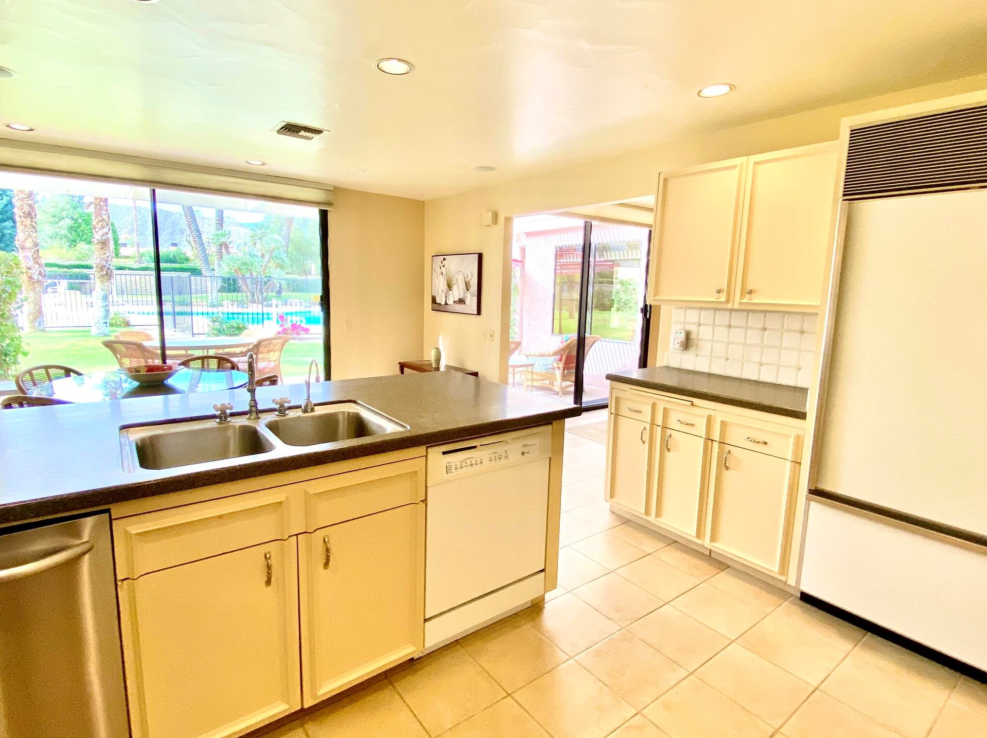 75155 Chippewa Dr, Palm Desert, CA 92210-8310