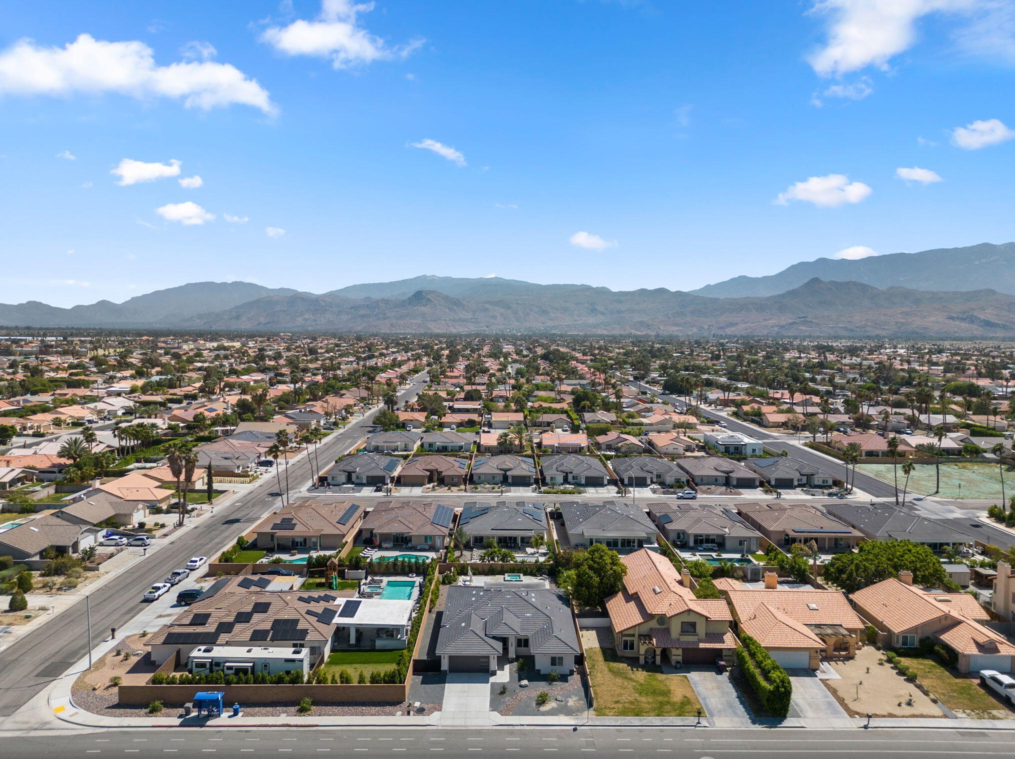 68535 30th Ave, Cathedral City CA  92234-5828 exterior