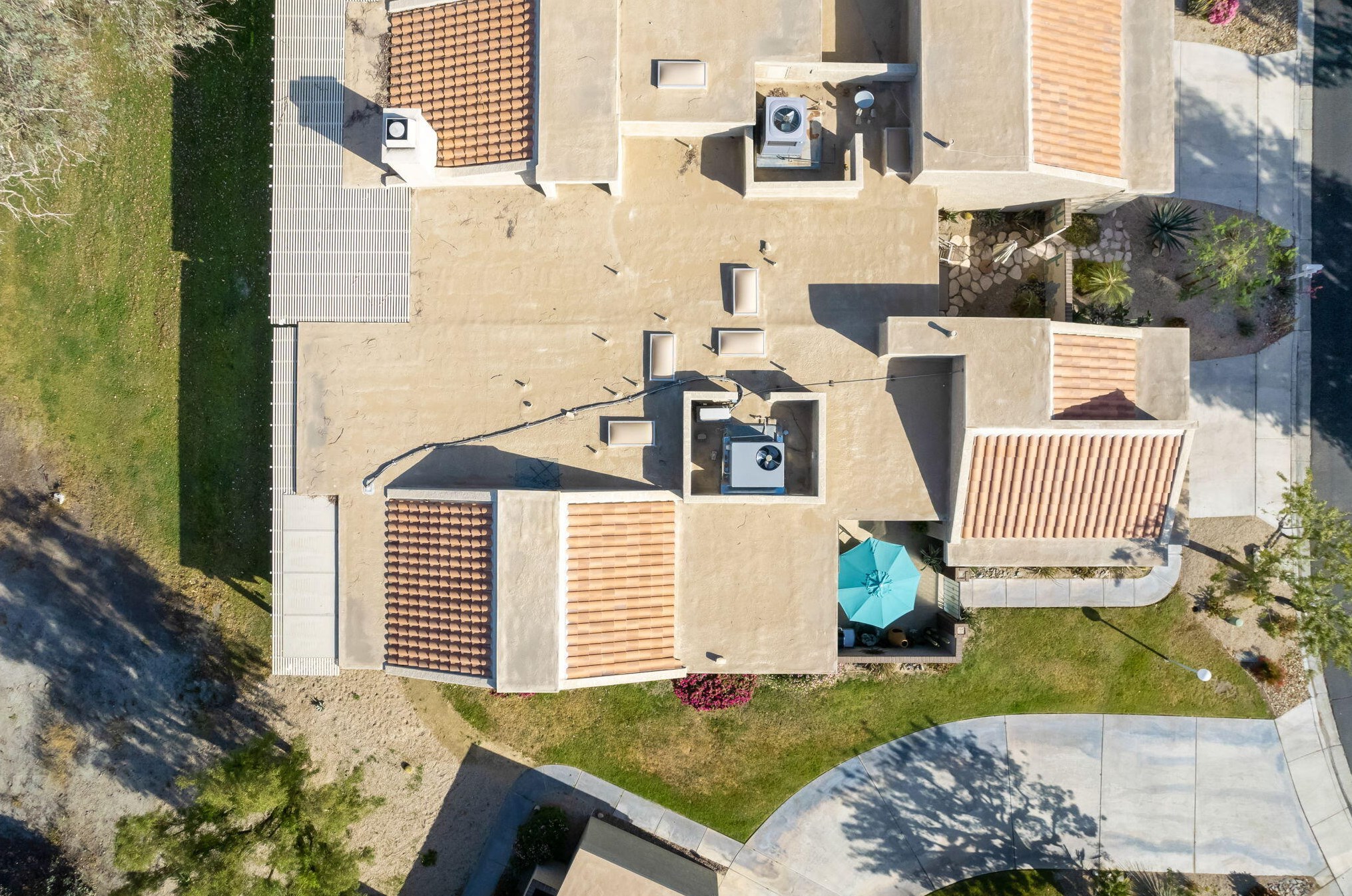 68295 Village Dr, Cathedral City CA  92234-6745 exterior
