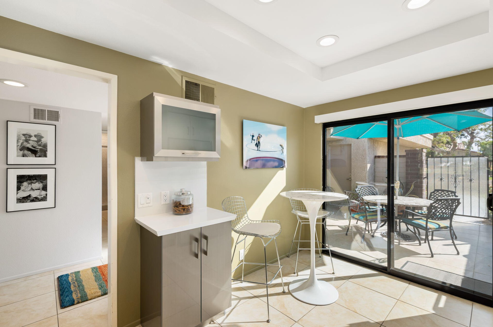 68295 Village Dr, Cathedral City CA  92234-6745 exterior