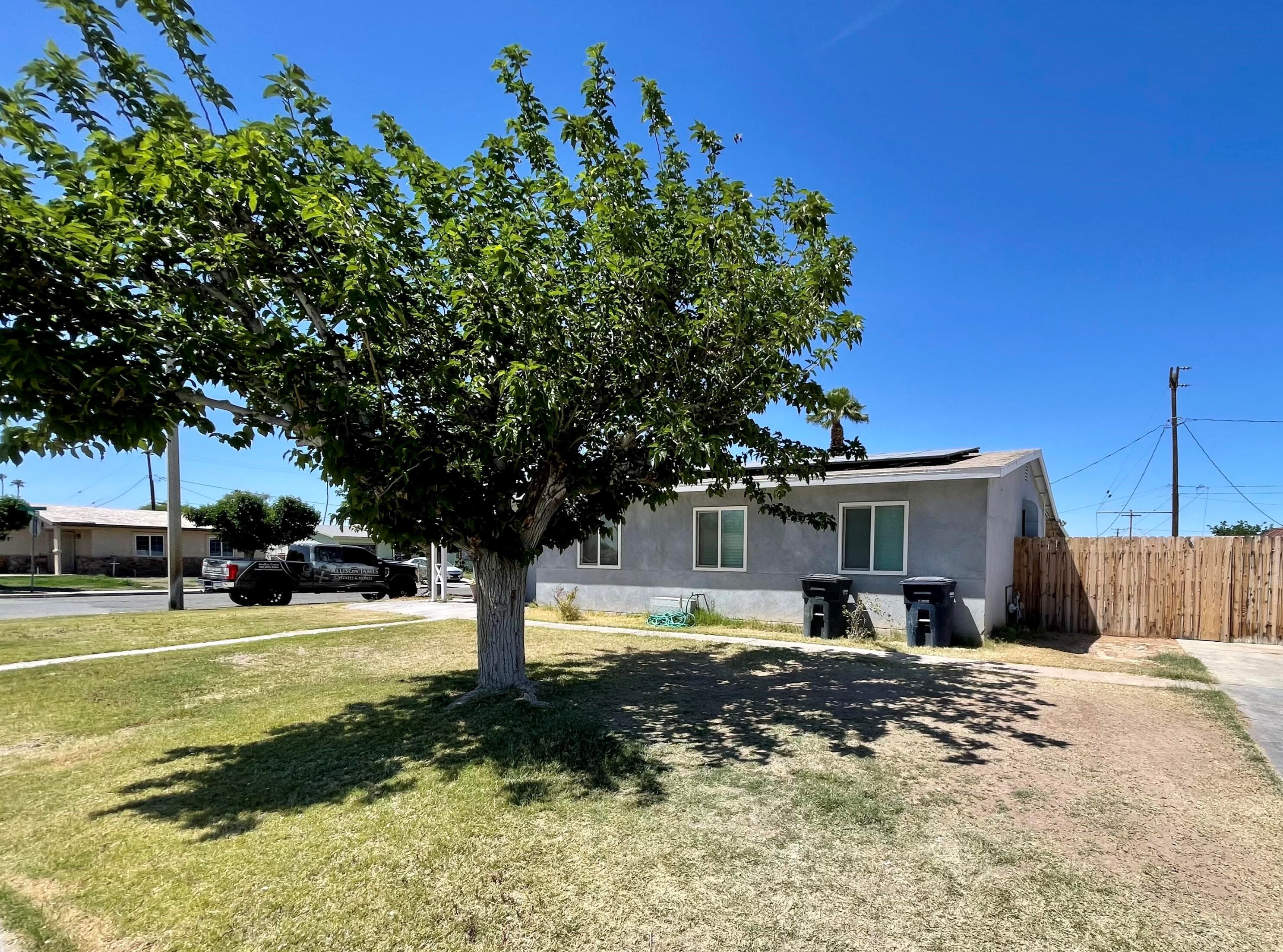 1021 E Chanslor Way, Blythe, CA 92225