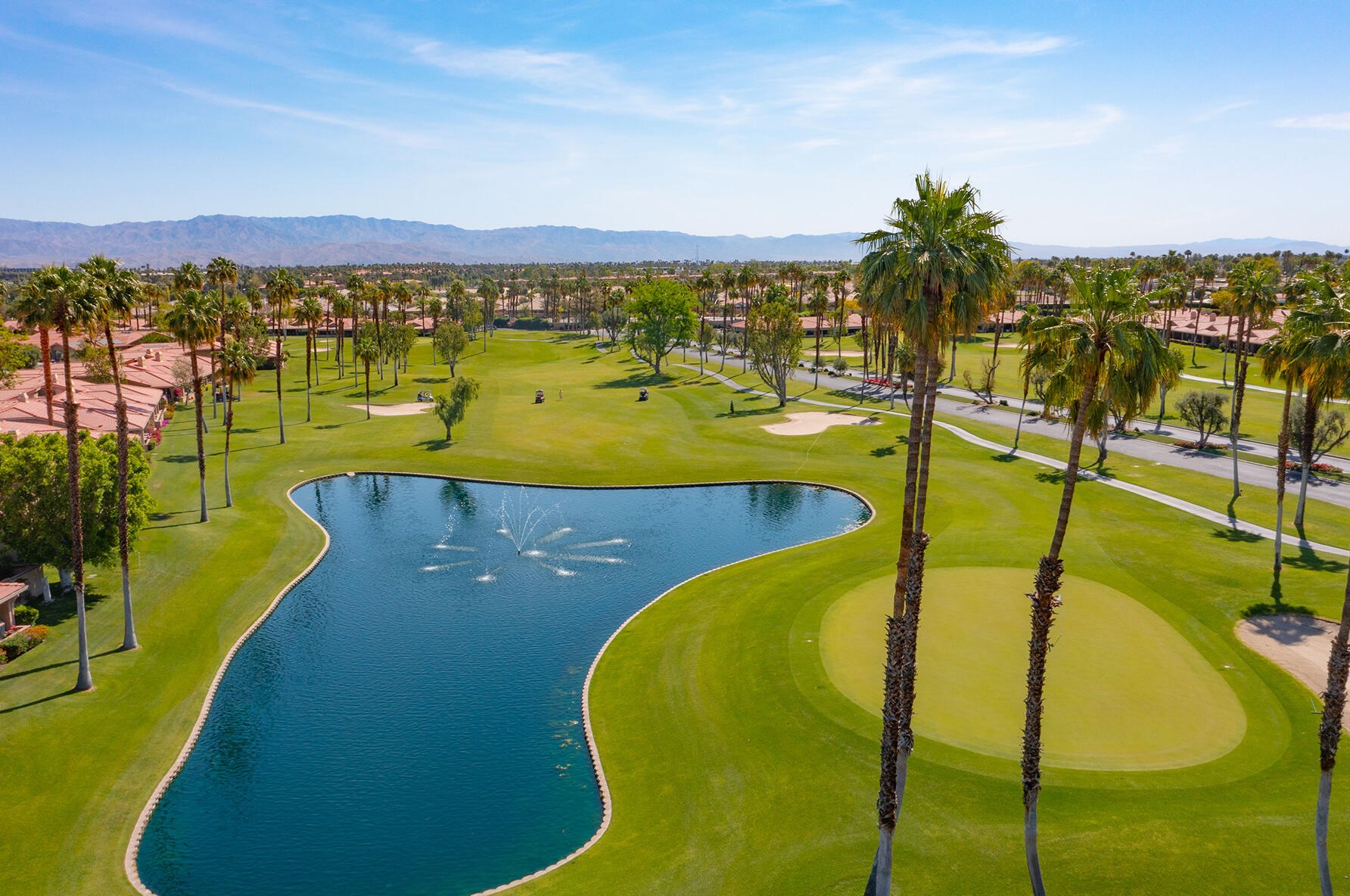 55 Camisa Ln, Palm Desert, CA 92260-0321