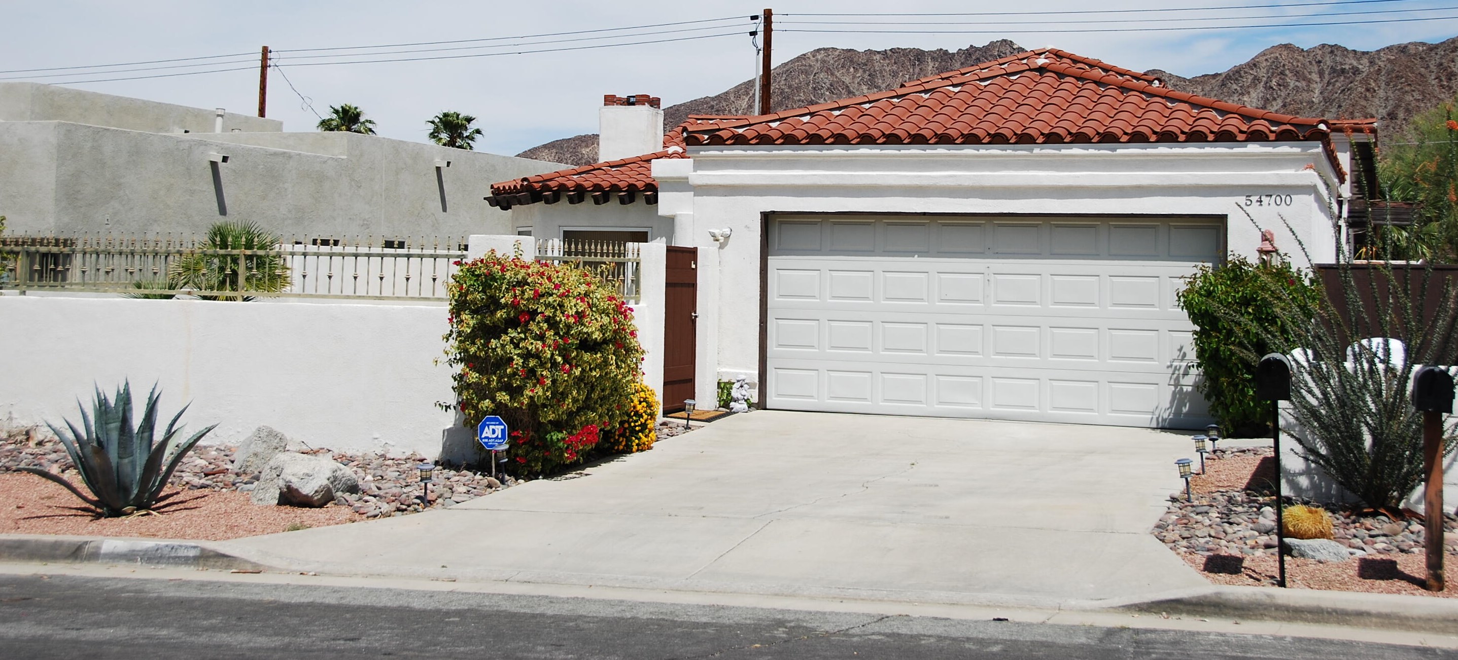 54700 Avenida Juarez, La Quinta, CA 92253
